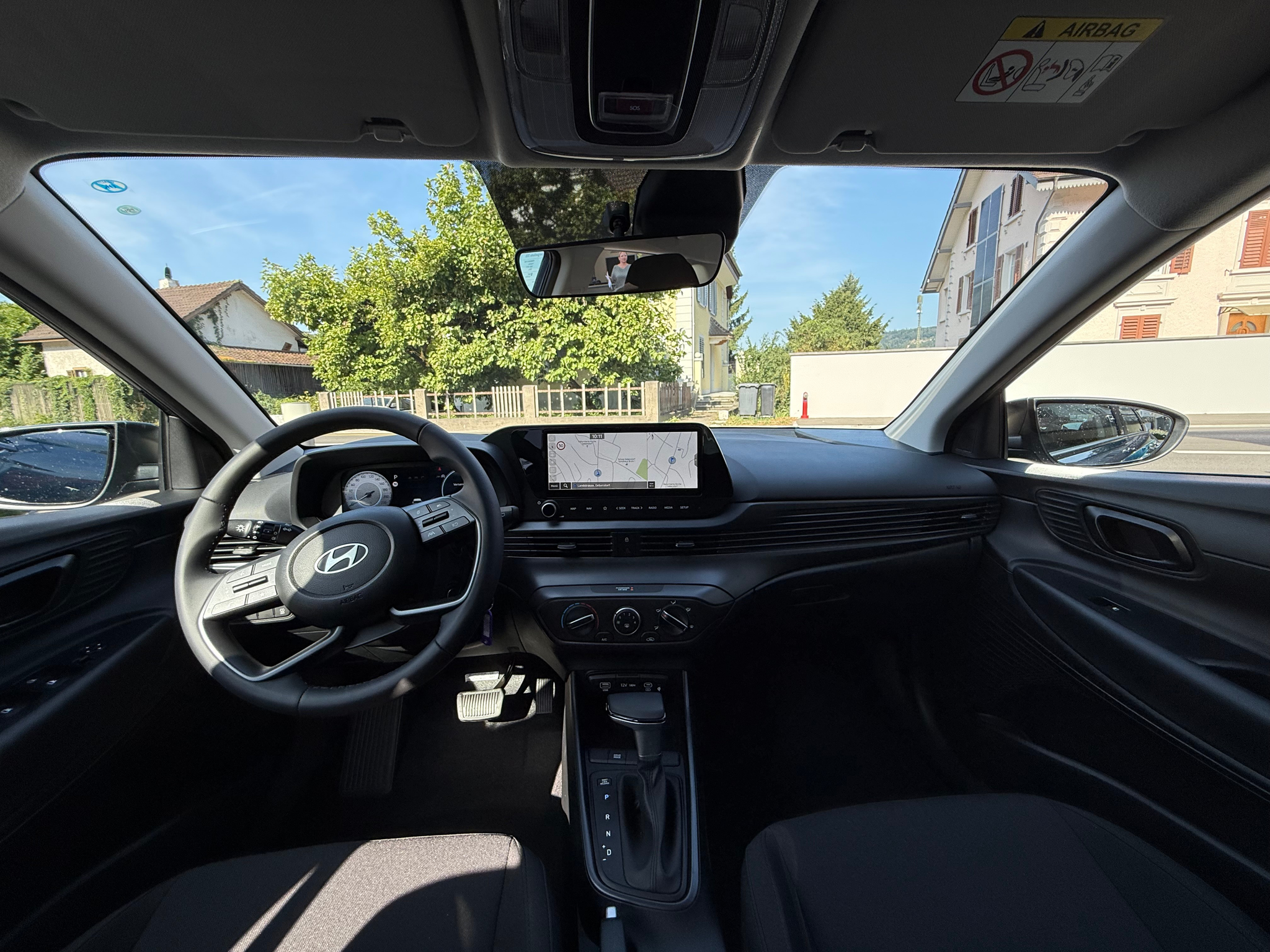 listing desktop thumbnail image 9