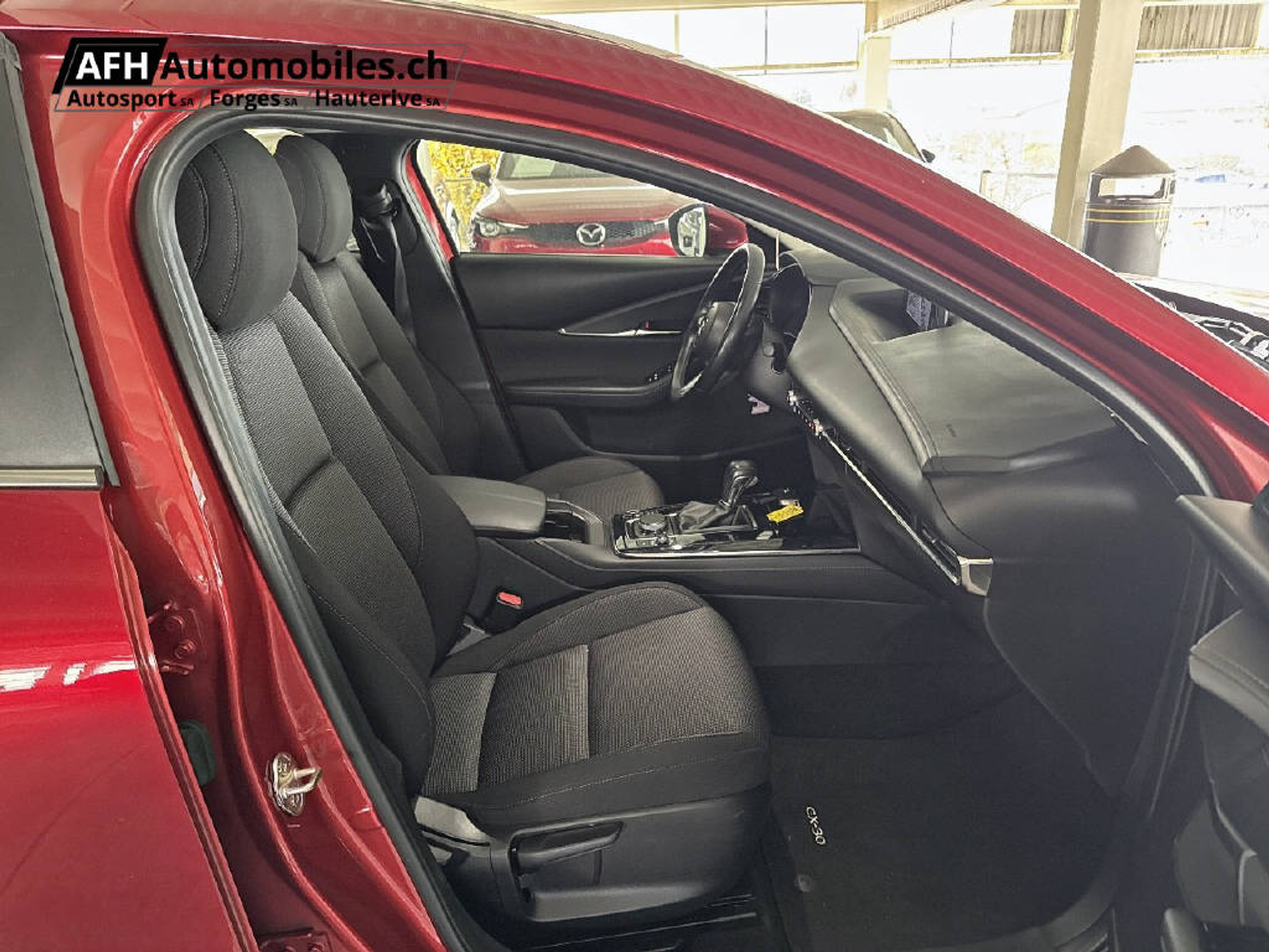 listing desktop thumbnail image 16