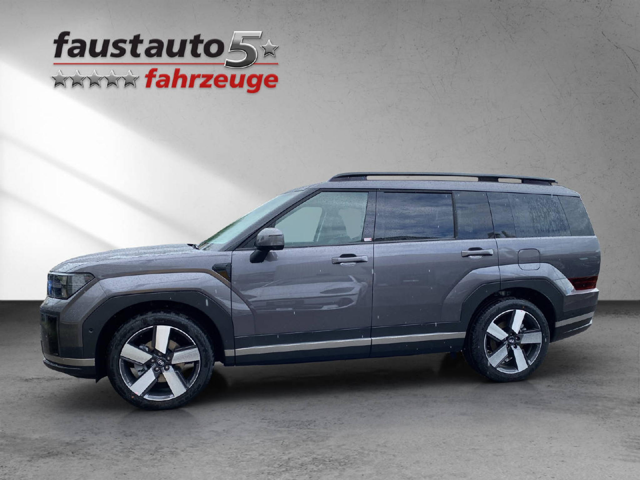 listing desktop thumbnail image 2