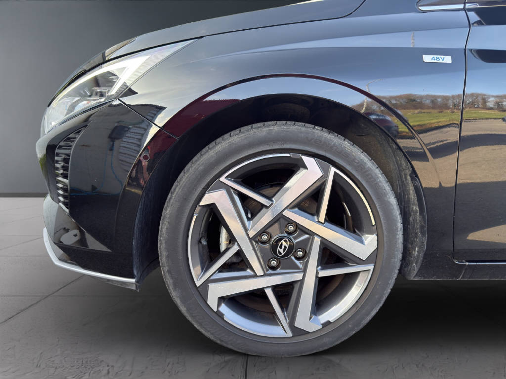 listing desktop thumbnail image 12