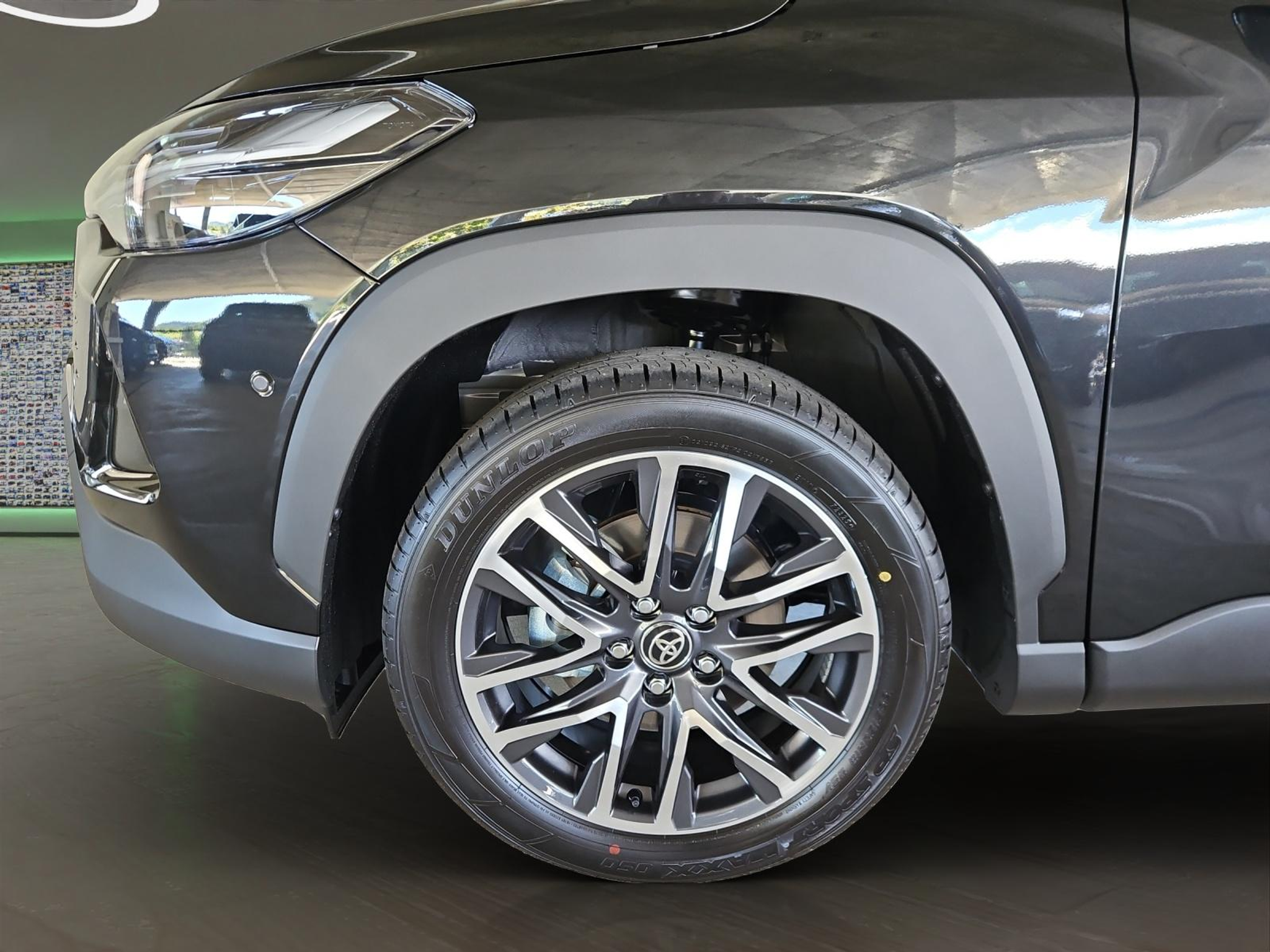 listing desktop thumbnail image 5