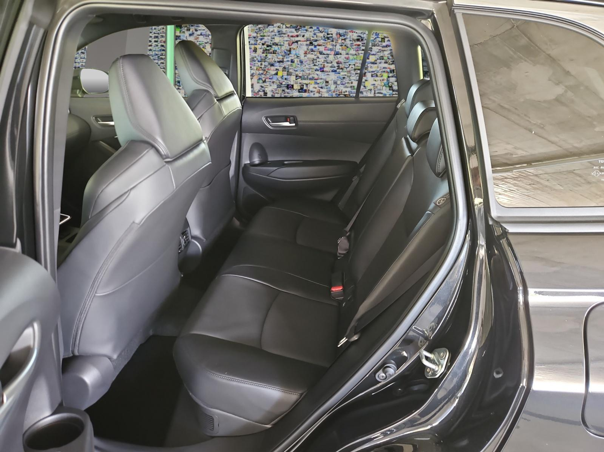 listing desktop thumbnail image 9