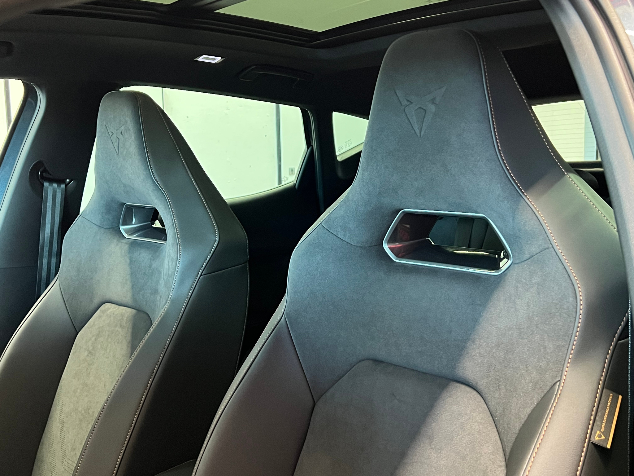 listing desktop thumbnail image 16