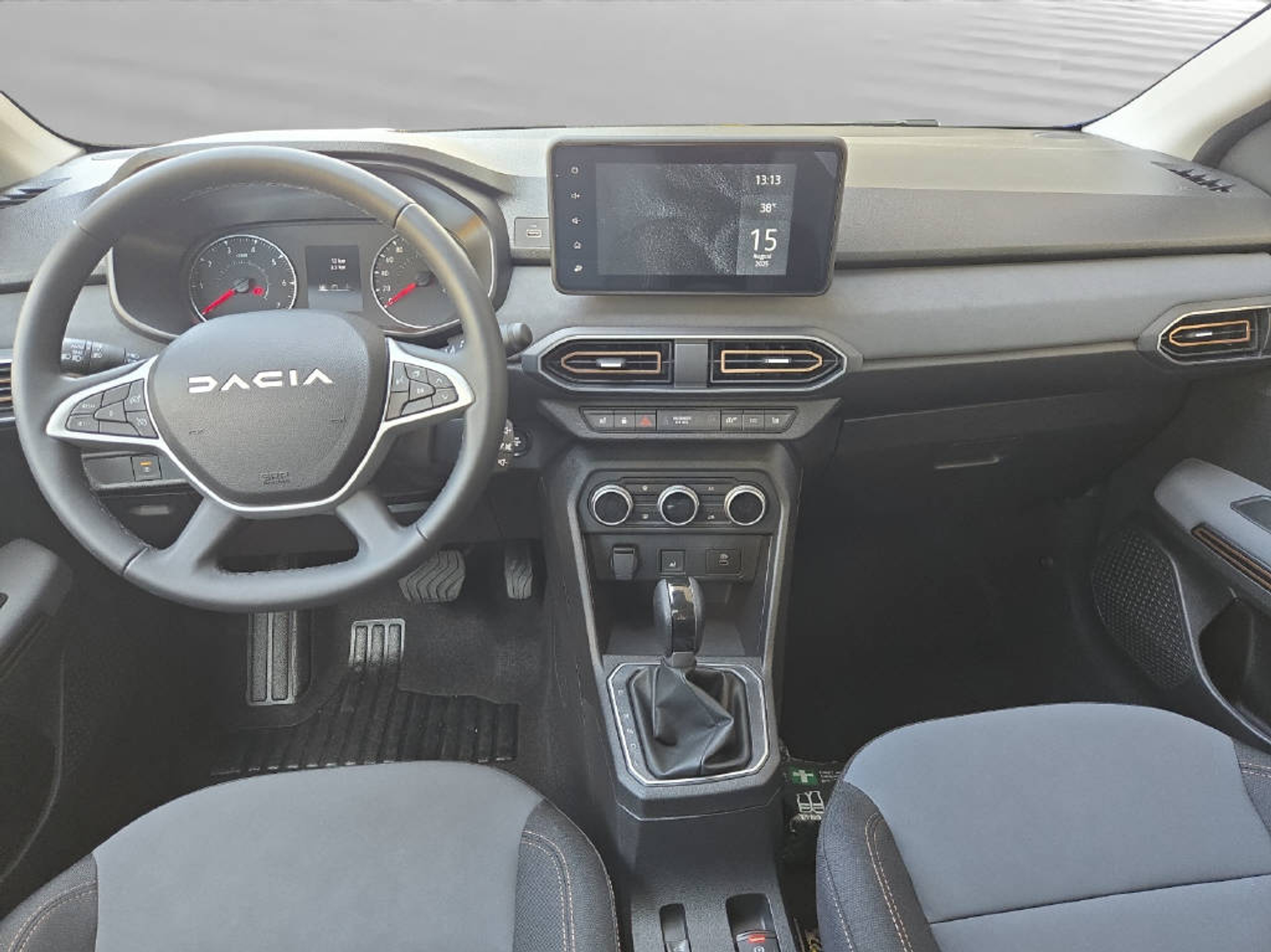 listing desktop thumbnail image 4