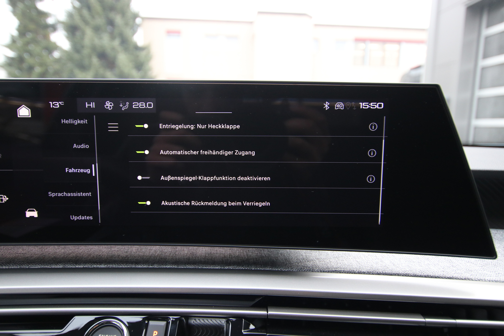 listing desktop thumbnail image 26