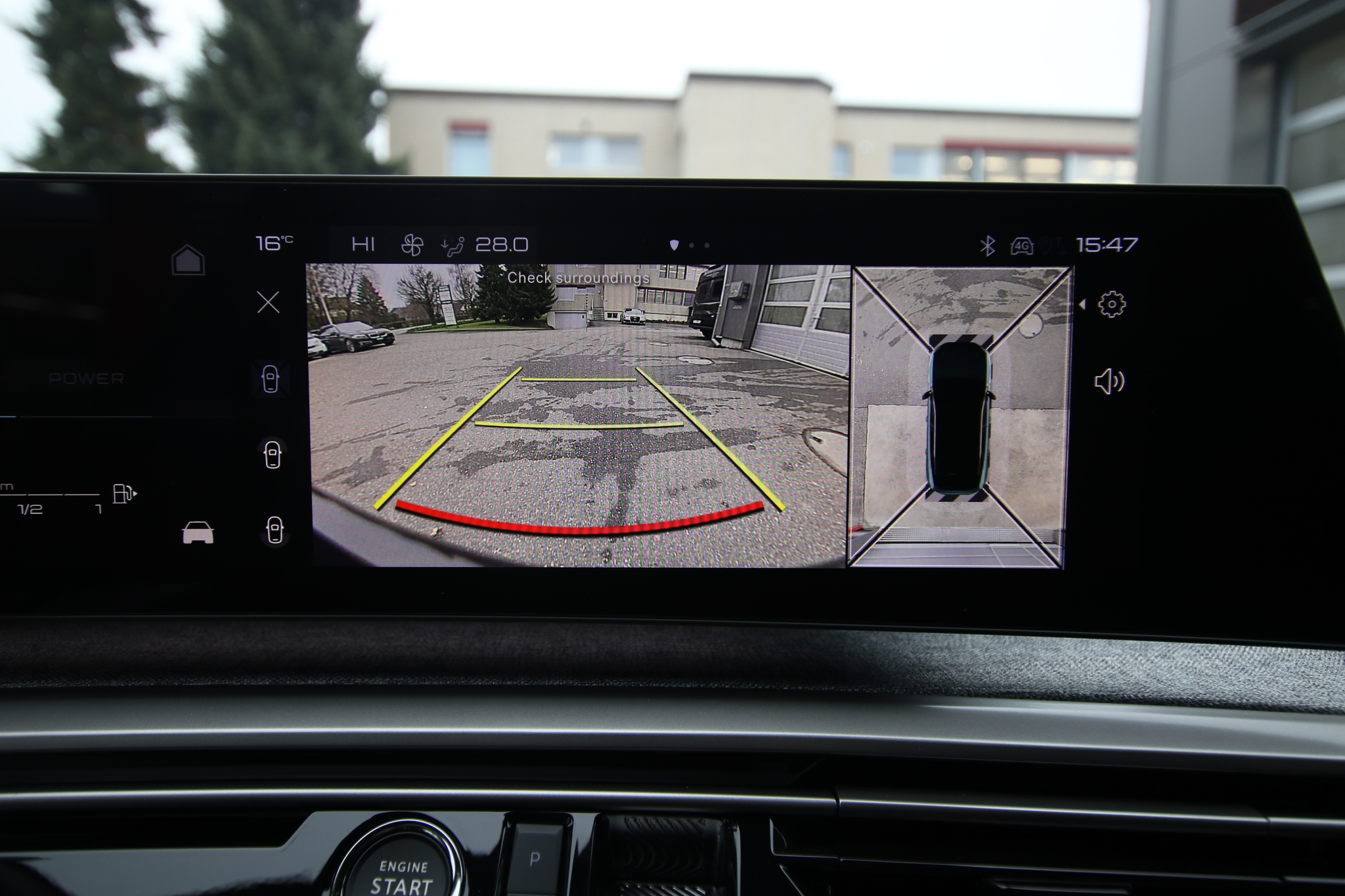 listing desktop thumbnail image 17