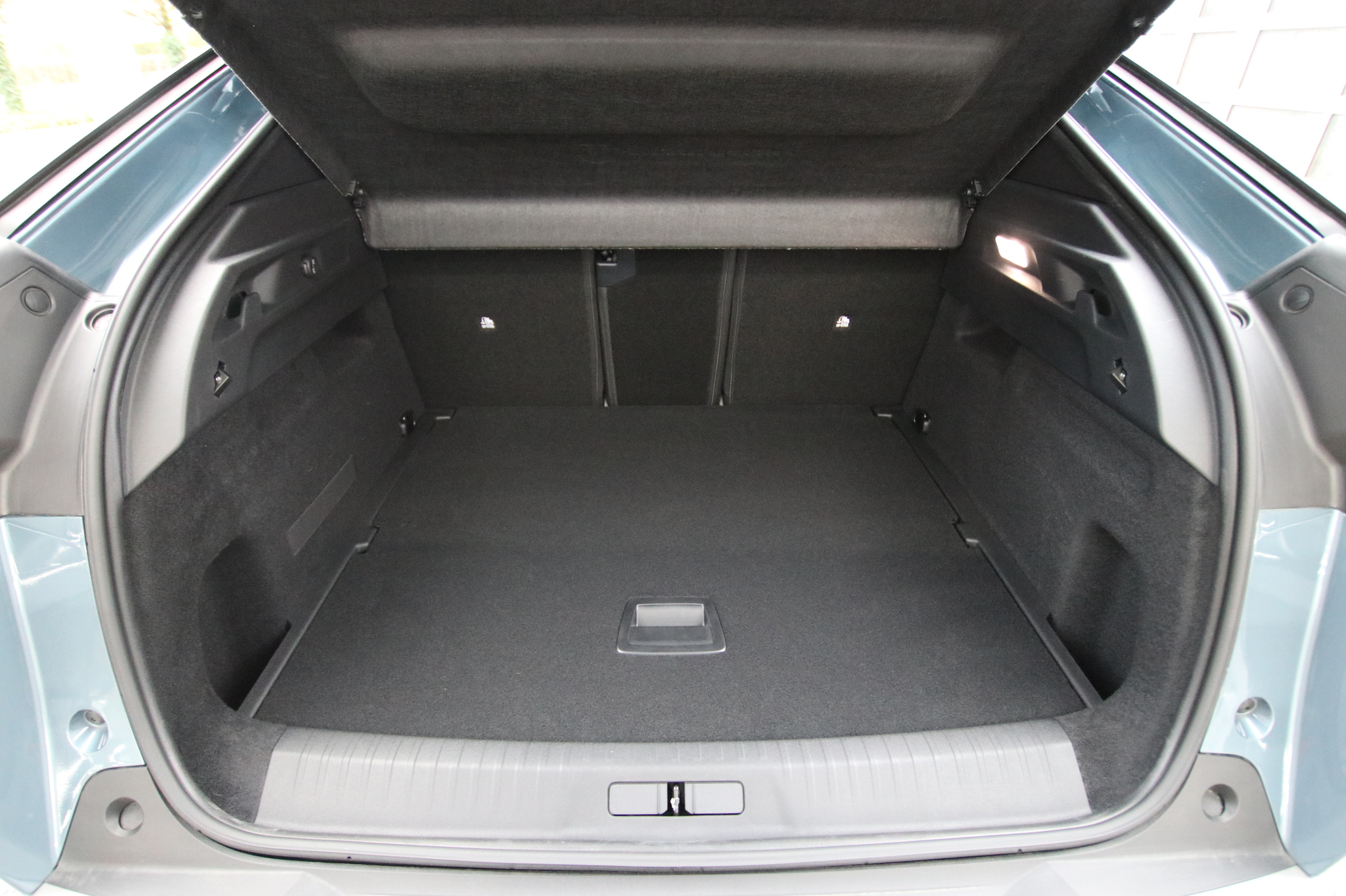 listing desktop thumbnail image 16