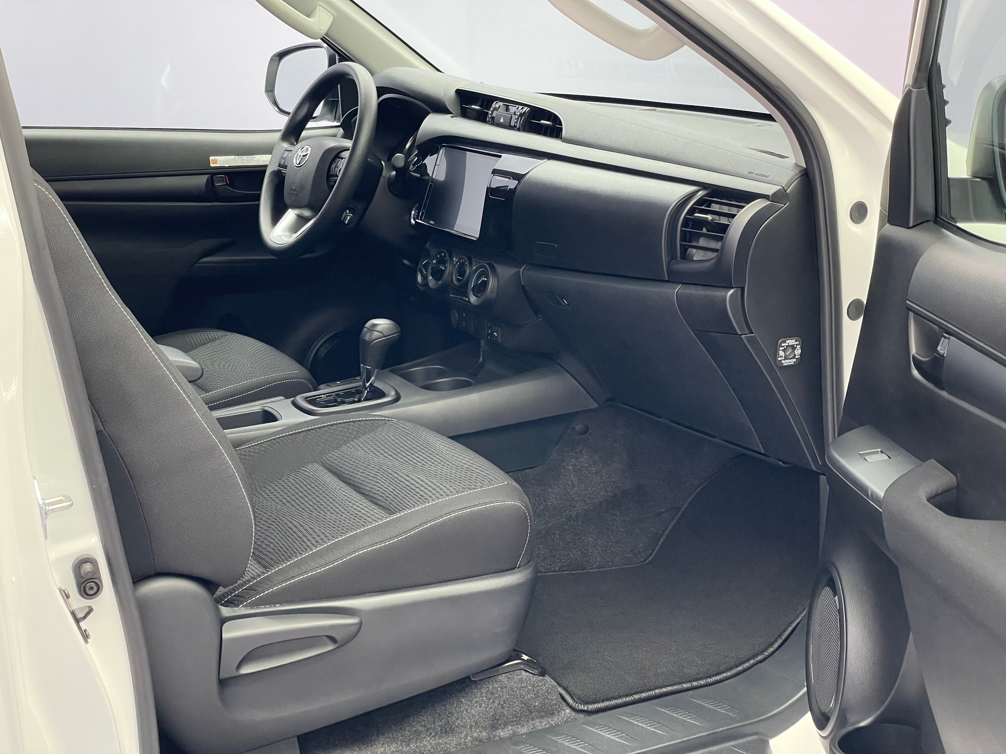 listing desktop thumbnail image 7