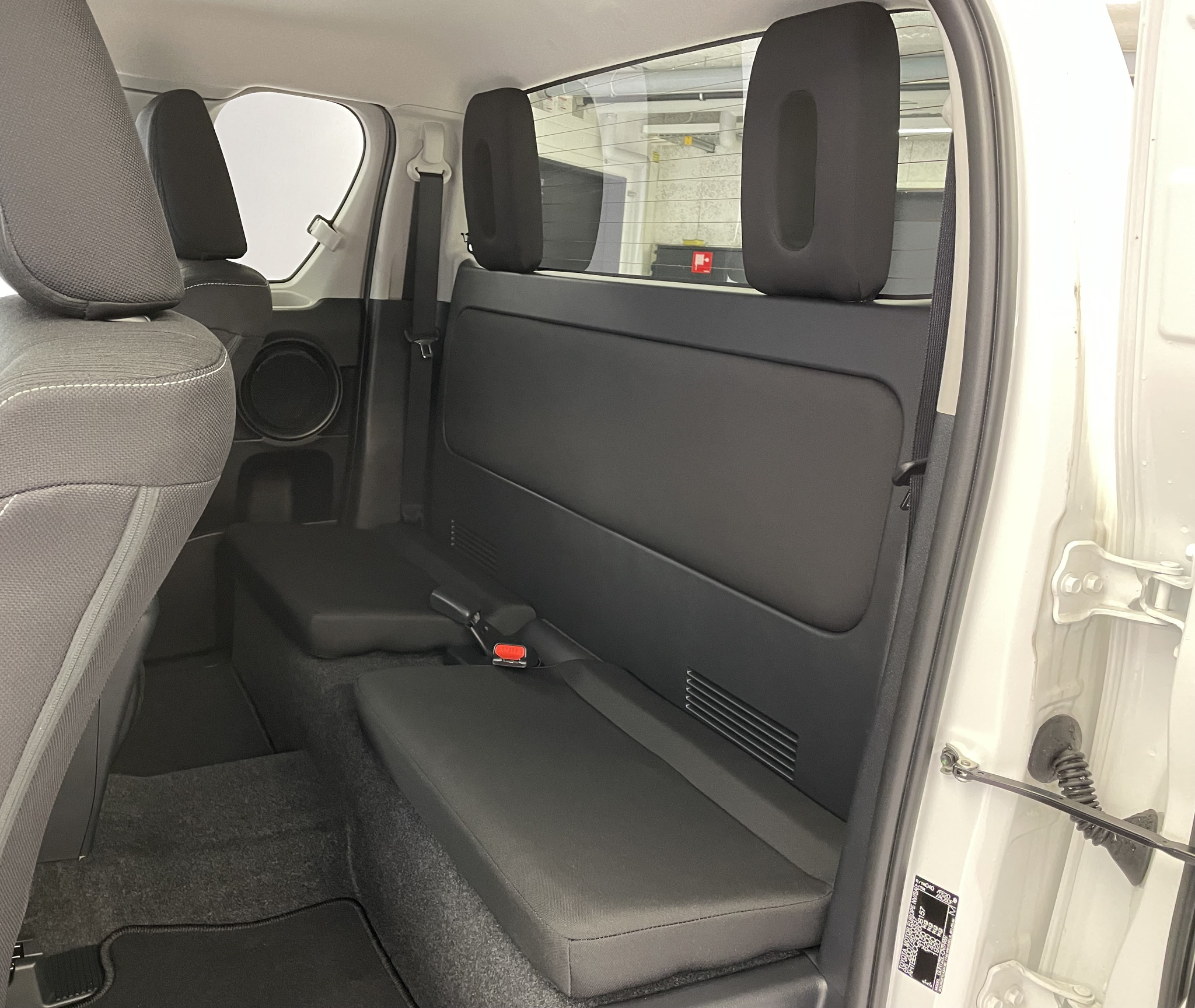 listing desktop thumbnail image 9