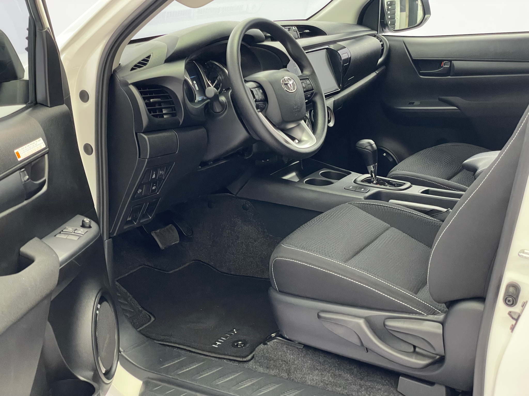 listing desktop thumbnail image 6