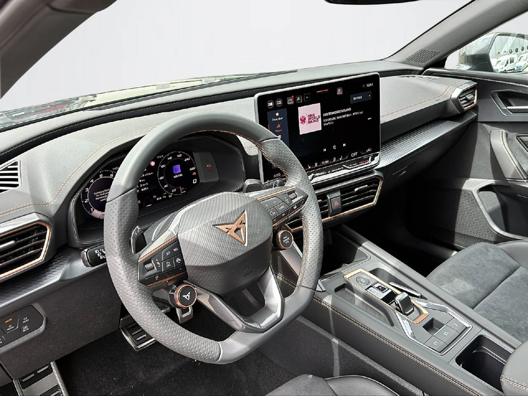 listing desktop thumbnail image 11