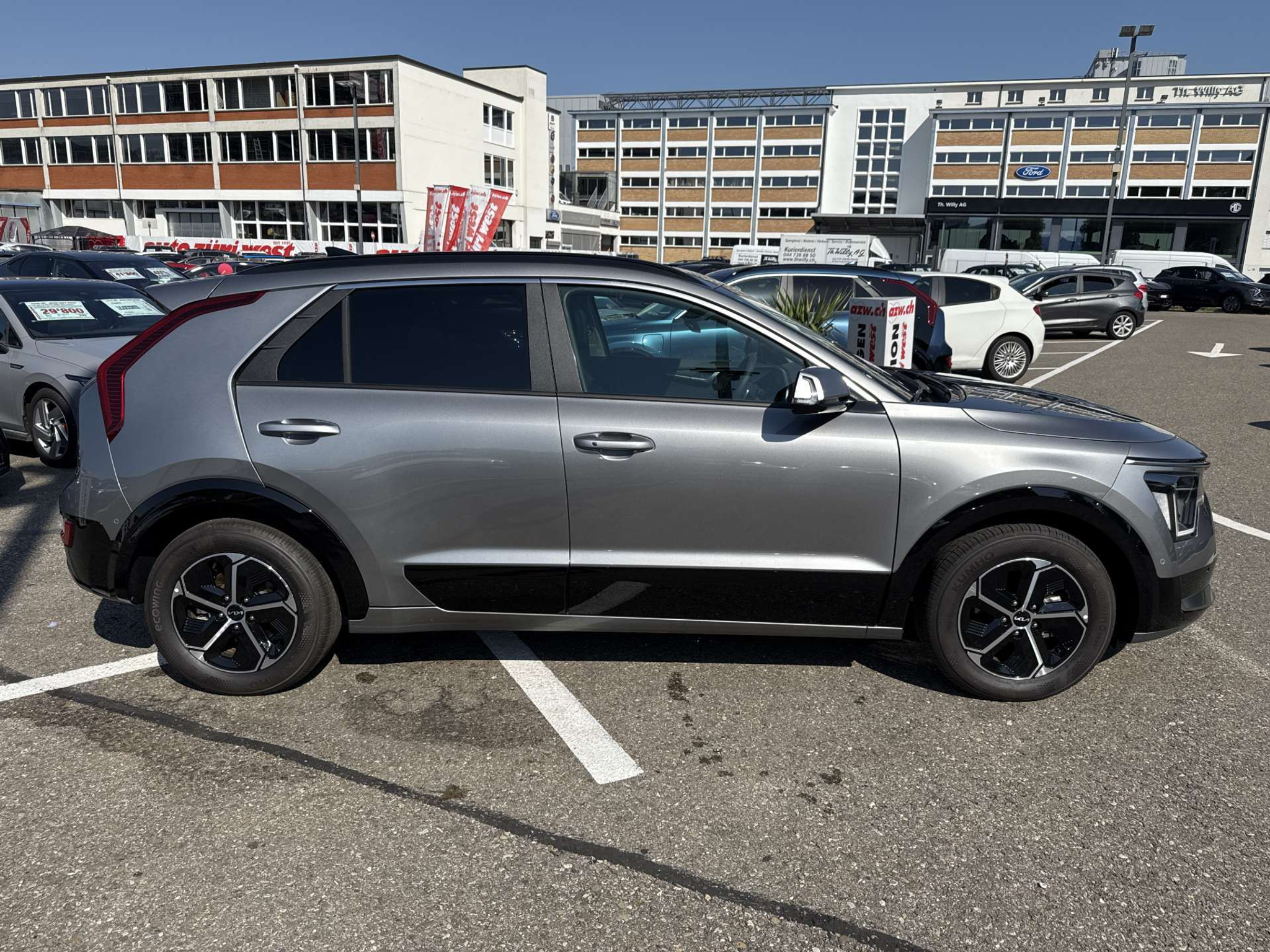 listing desktop thumbnail image 9