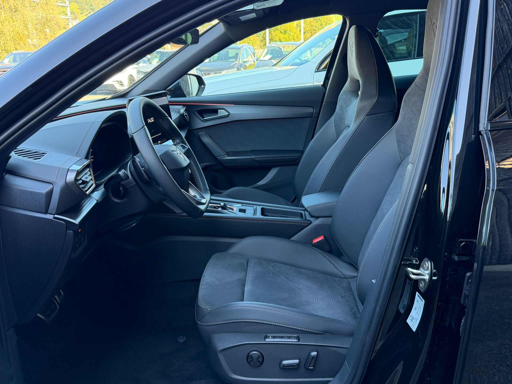 listing desktop thumbnail image 9