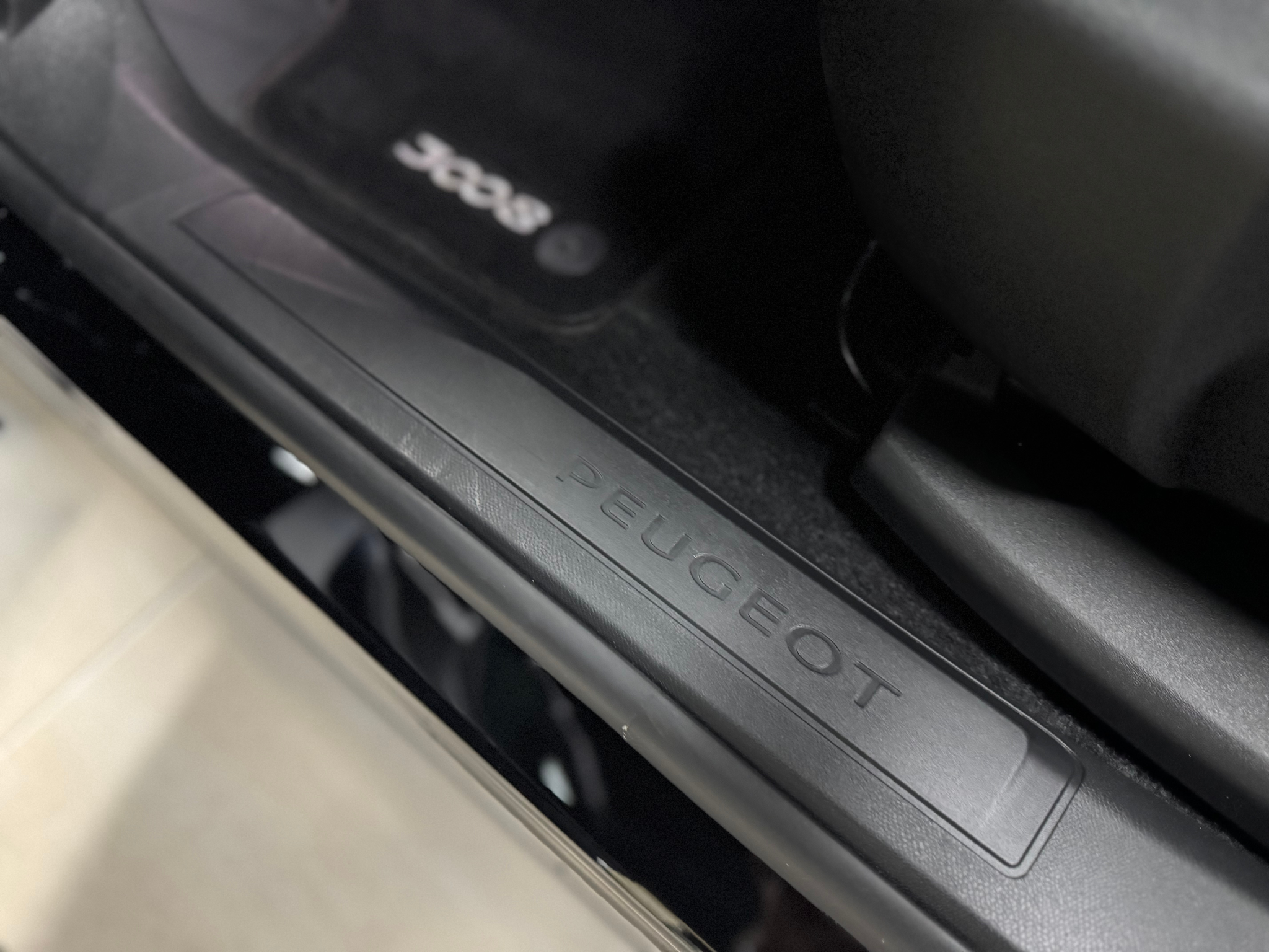 listing desktop thumbnail image 29