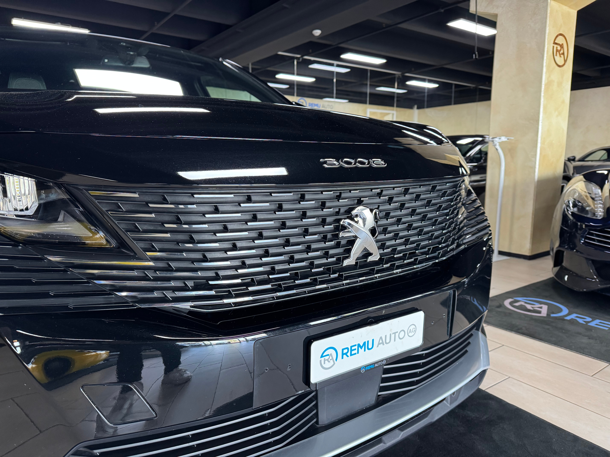 listing desktop thumbnail image 6