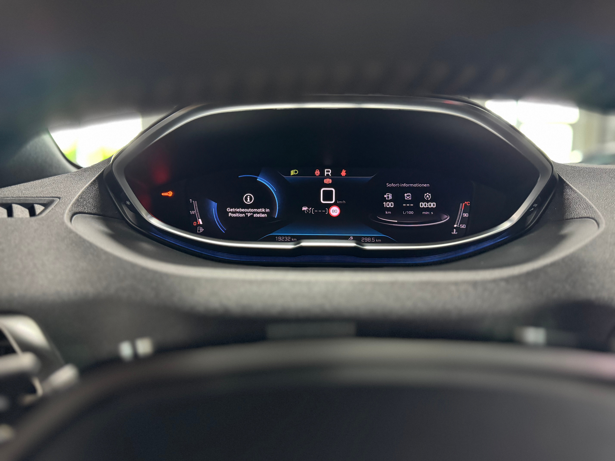 listing desktop thumbnail image 24