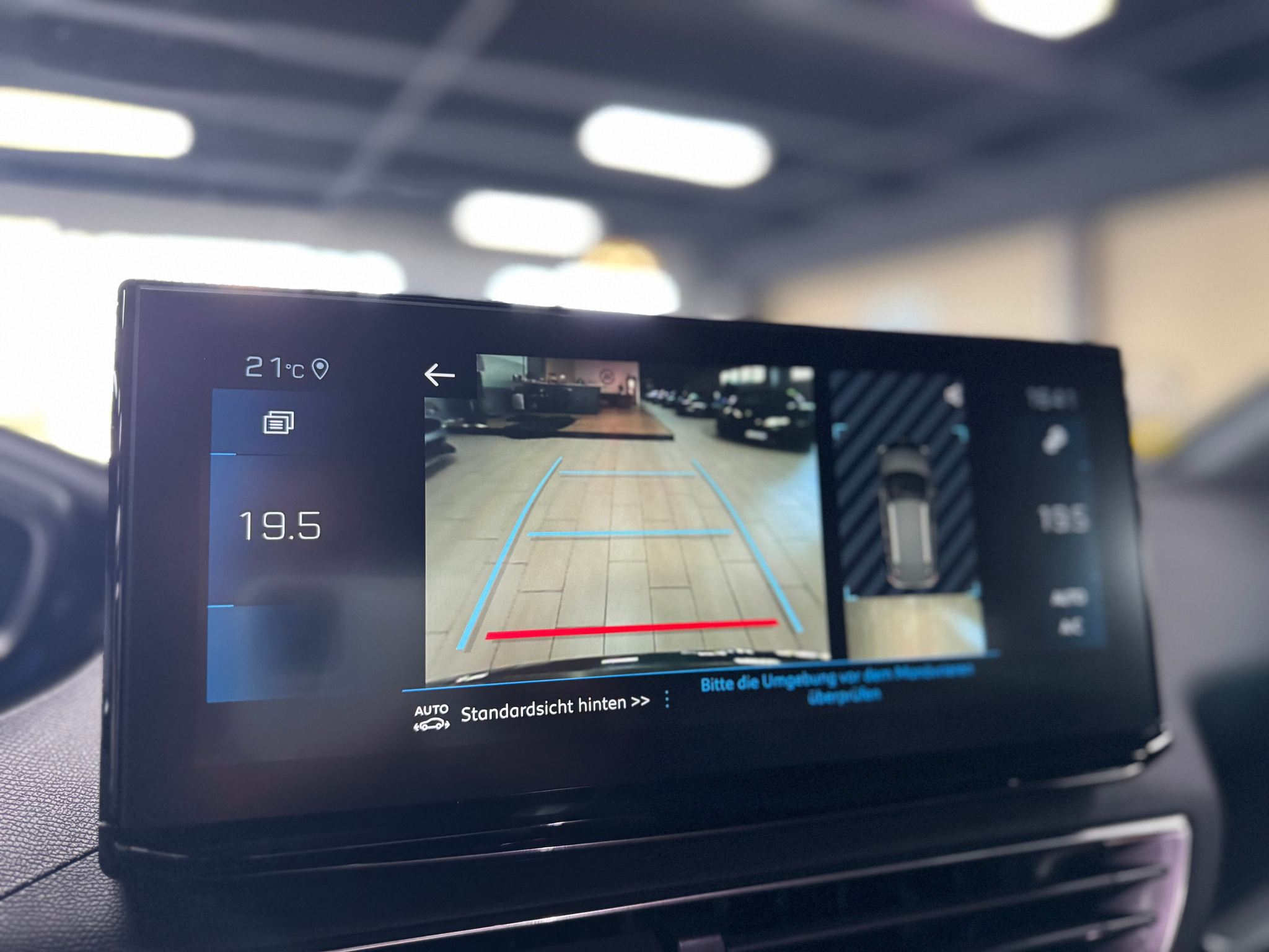 listing desktop thumbnail image 23