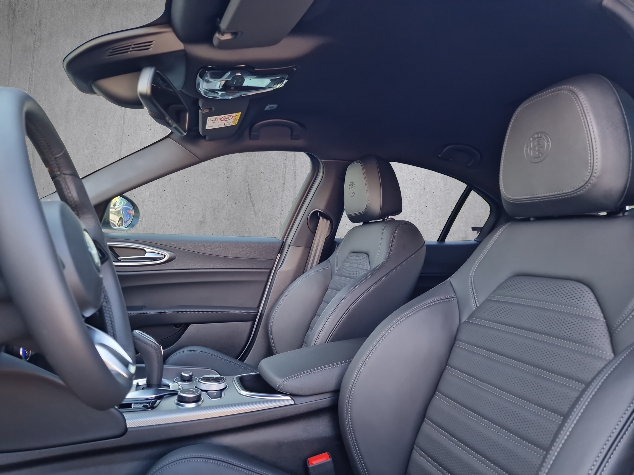 listing desktop thumbnail image 12