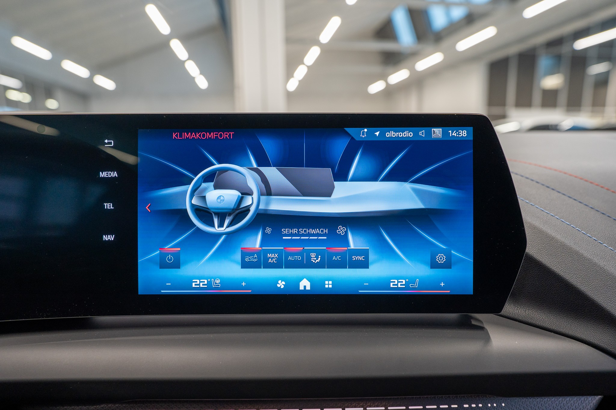 listing desktop thumbnail image 17