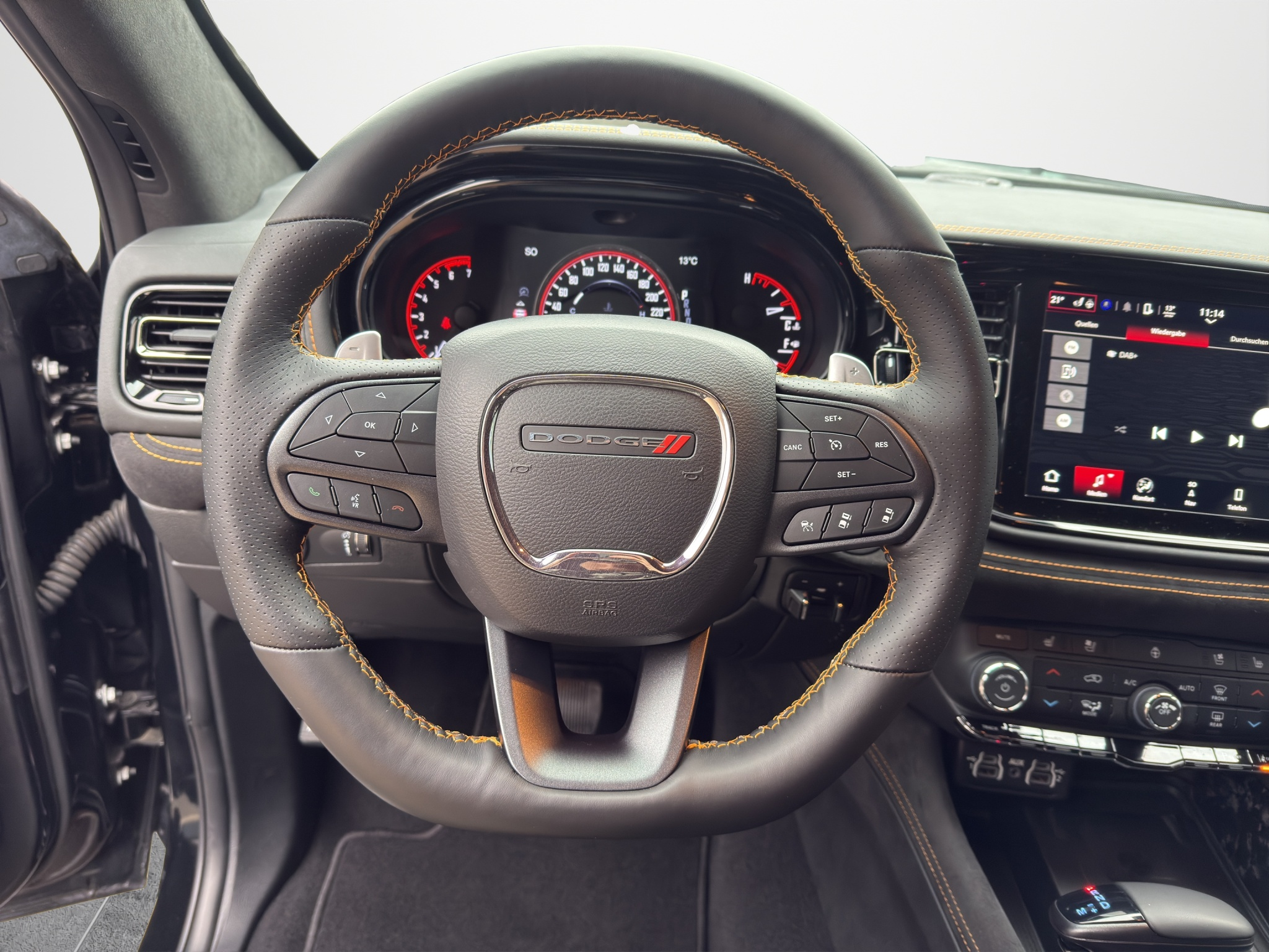 listing desktop thumbnail image 9