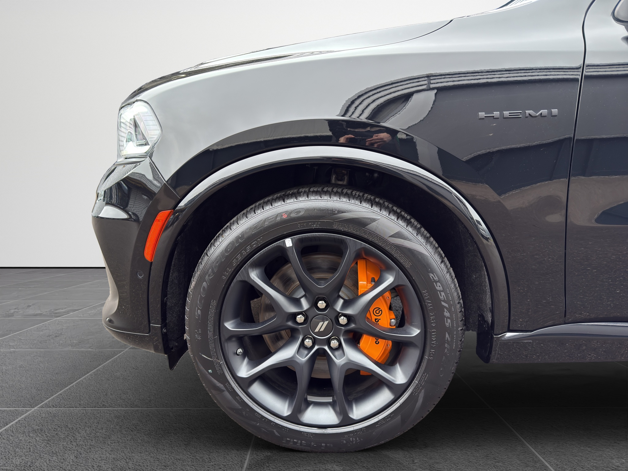 listing desktop thumbnail image 18