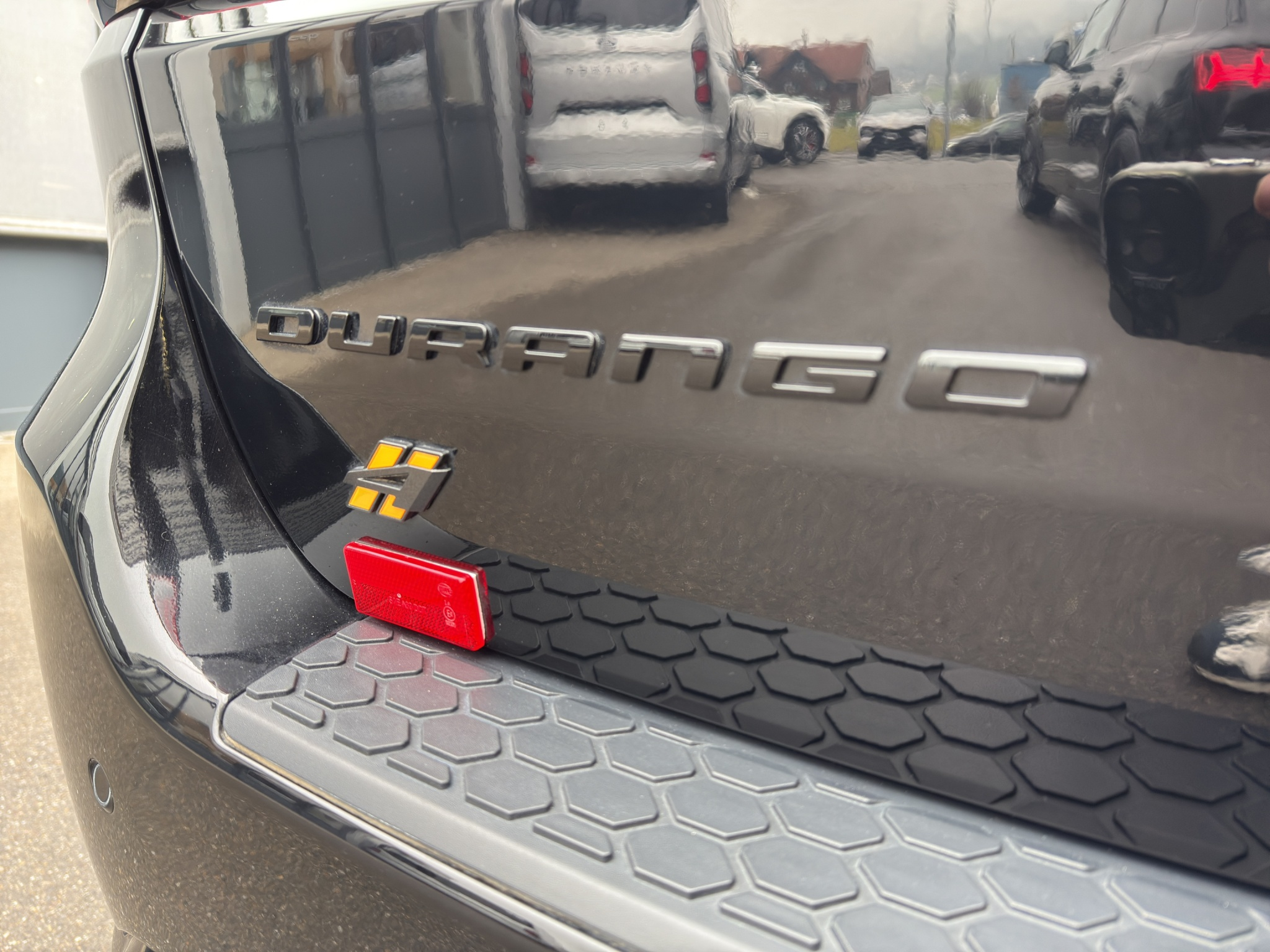 listing desktop thumbnail image 12