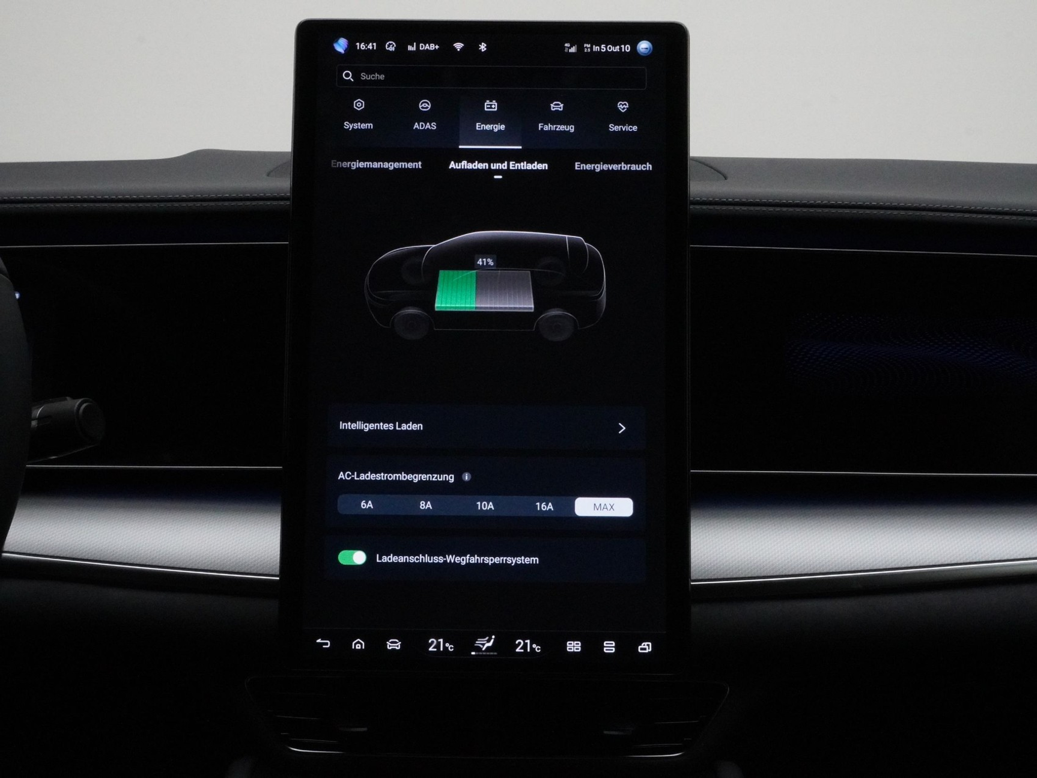 listing desktop thumbnail image 21