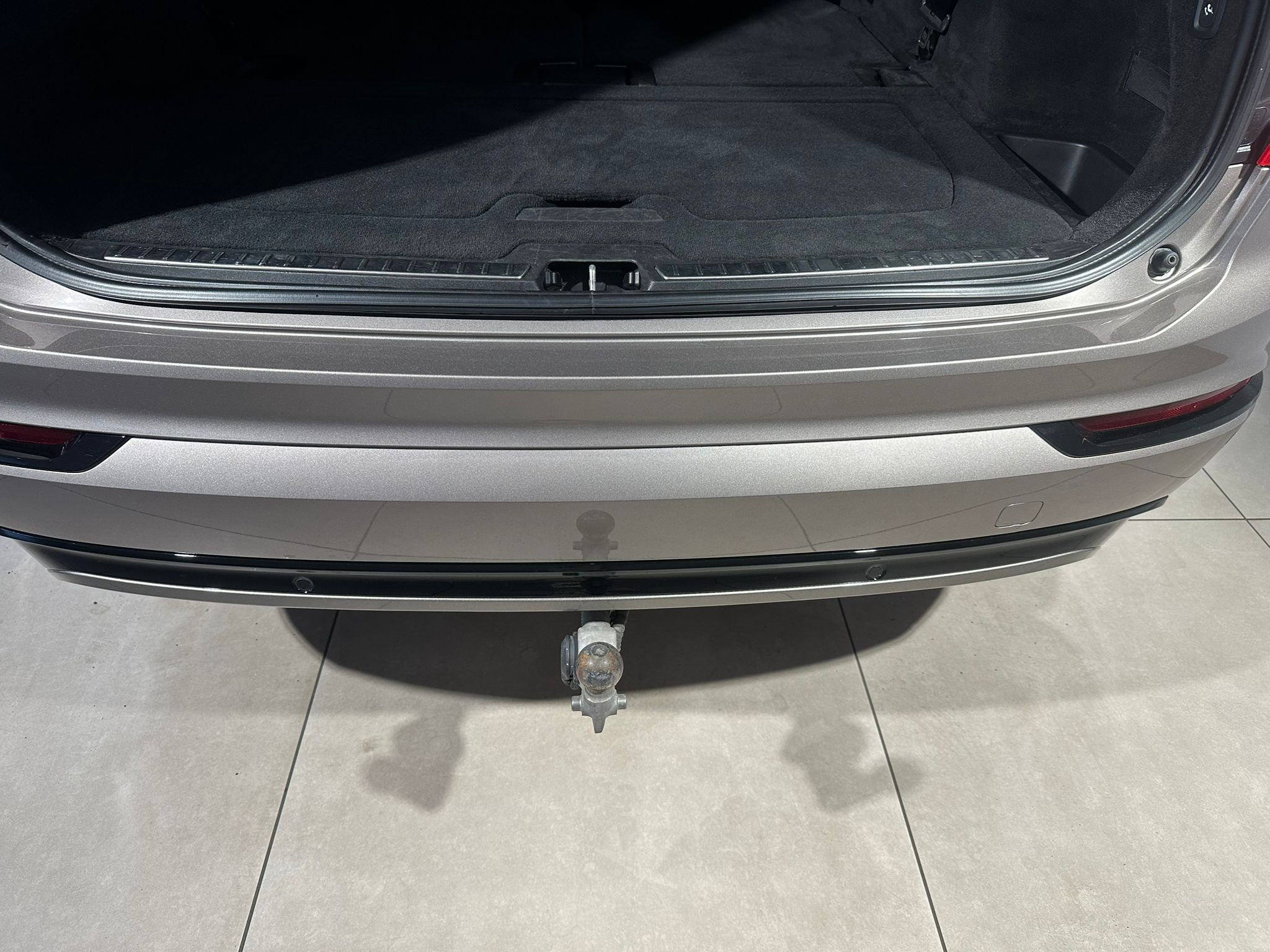 listing desktop thumbnail image 5