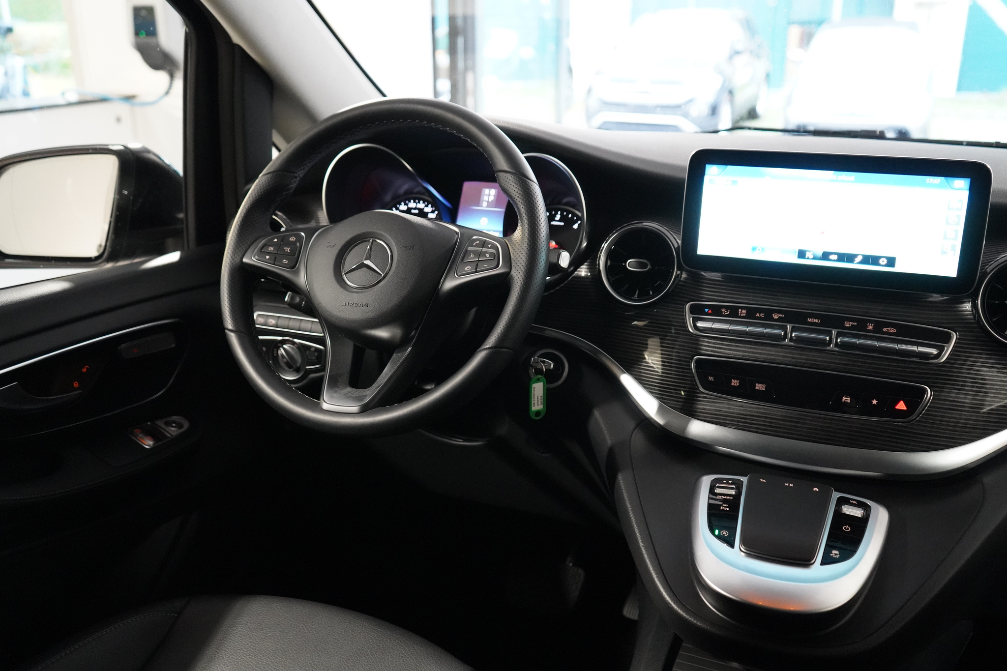 listing desktop thumbnail image 10