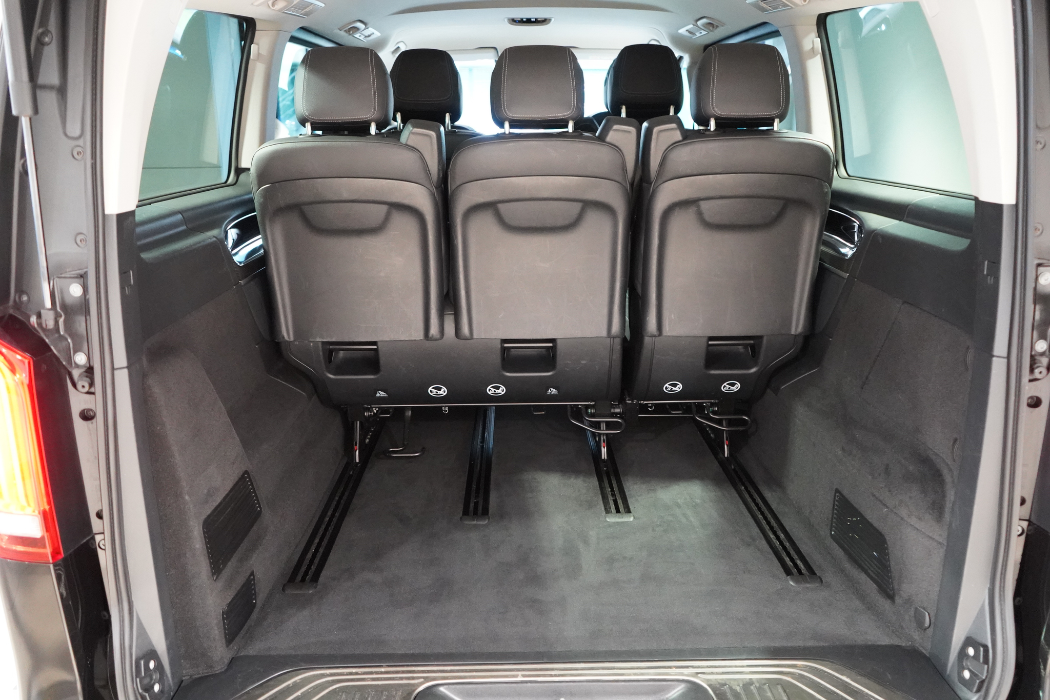 listing desktop thumbnail image 4