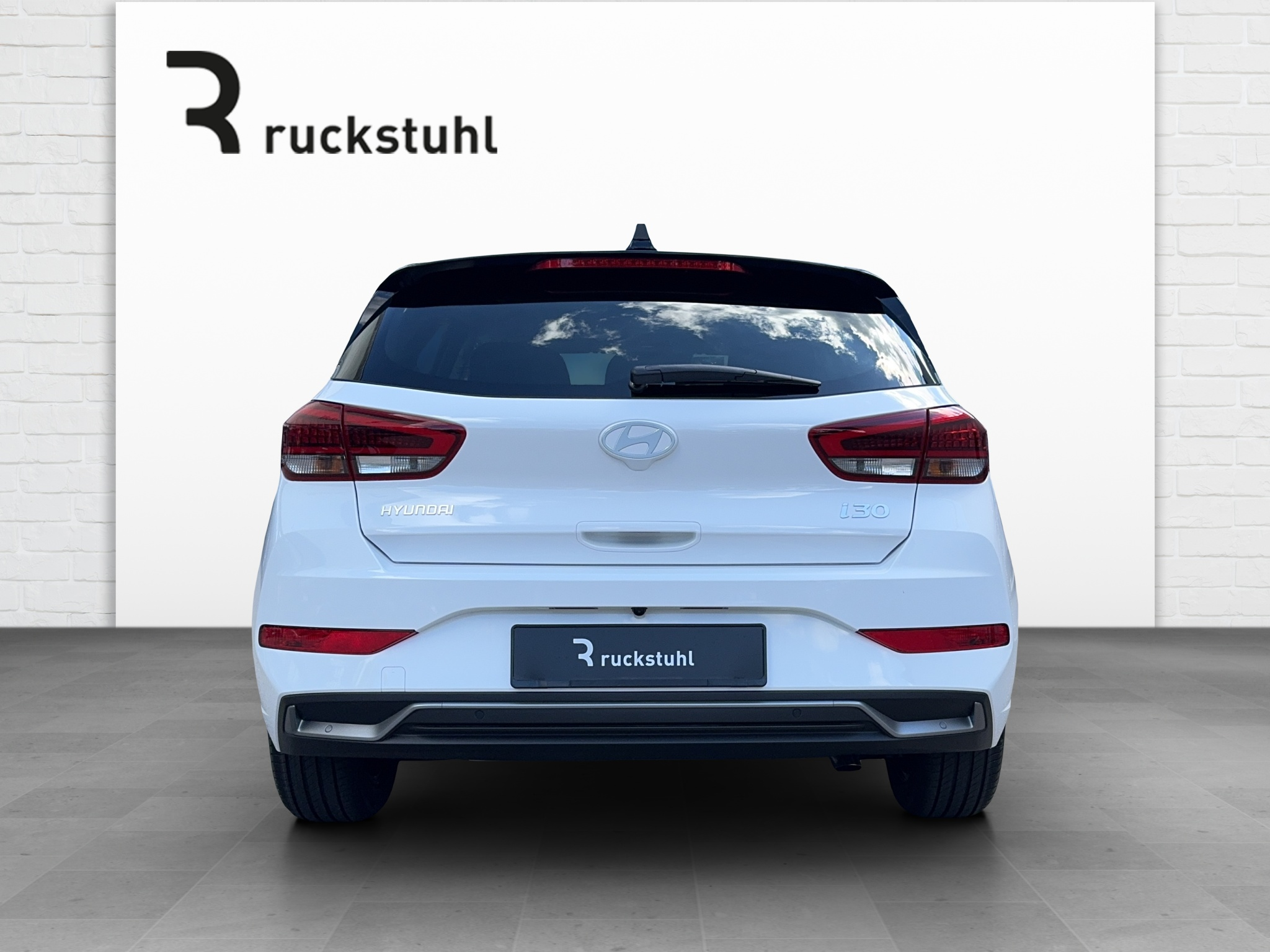 listing desktop thumbnail image 4