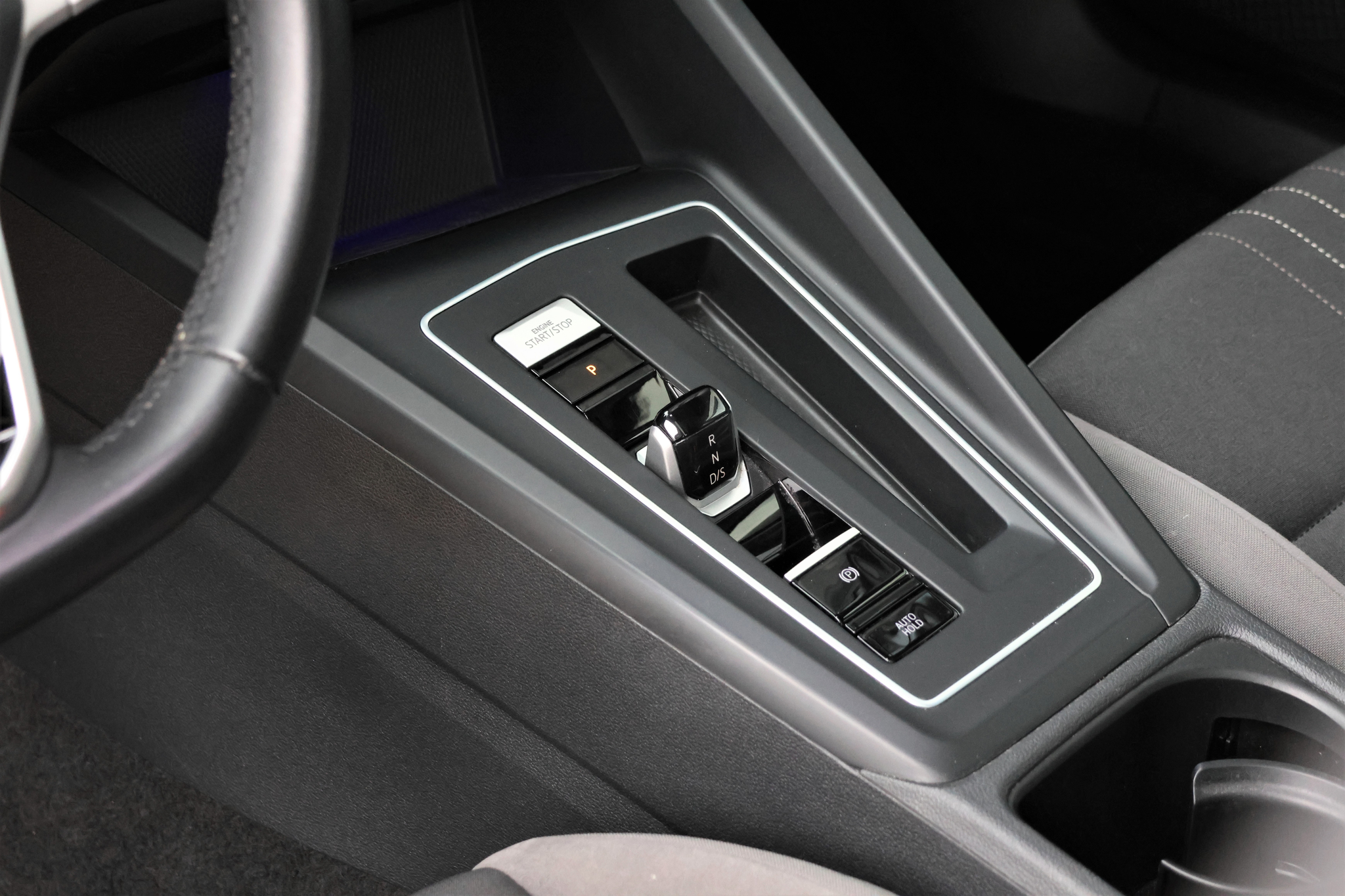 listing desktop thumbnail image 11