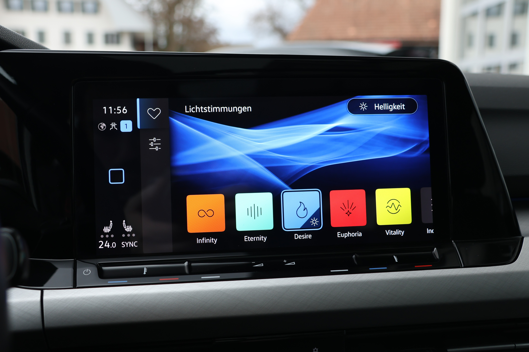 listing desktop thumbnail image 26