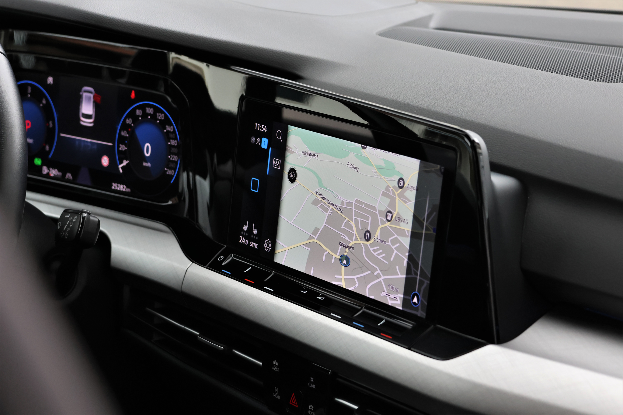 listing desktop thumbnail image 20