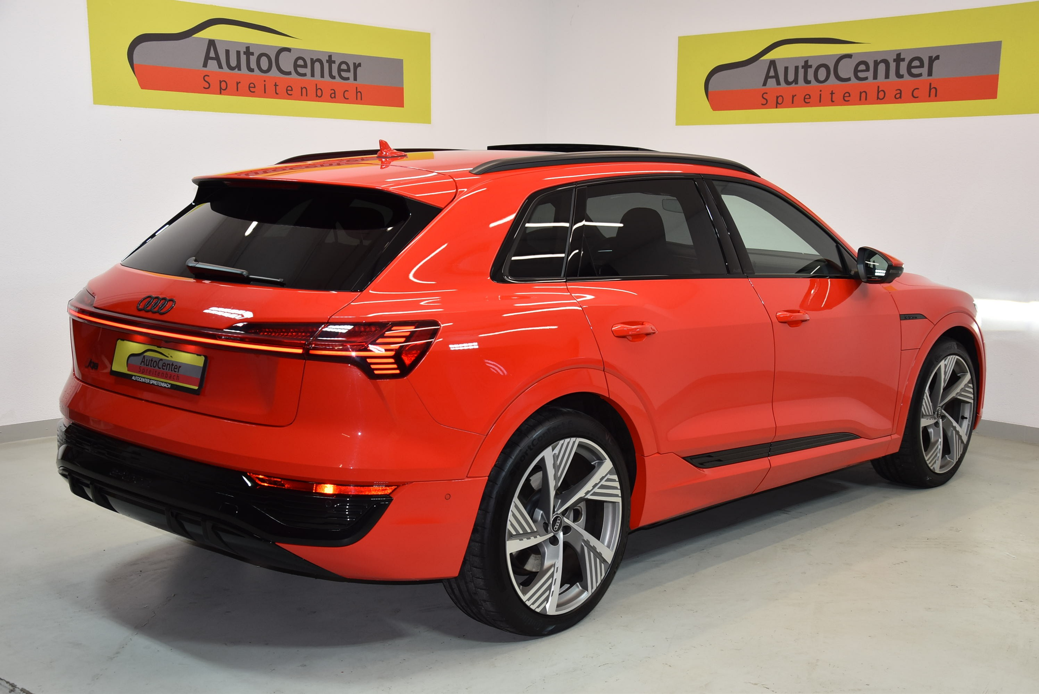 listing desktop thumbnail image 11