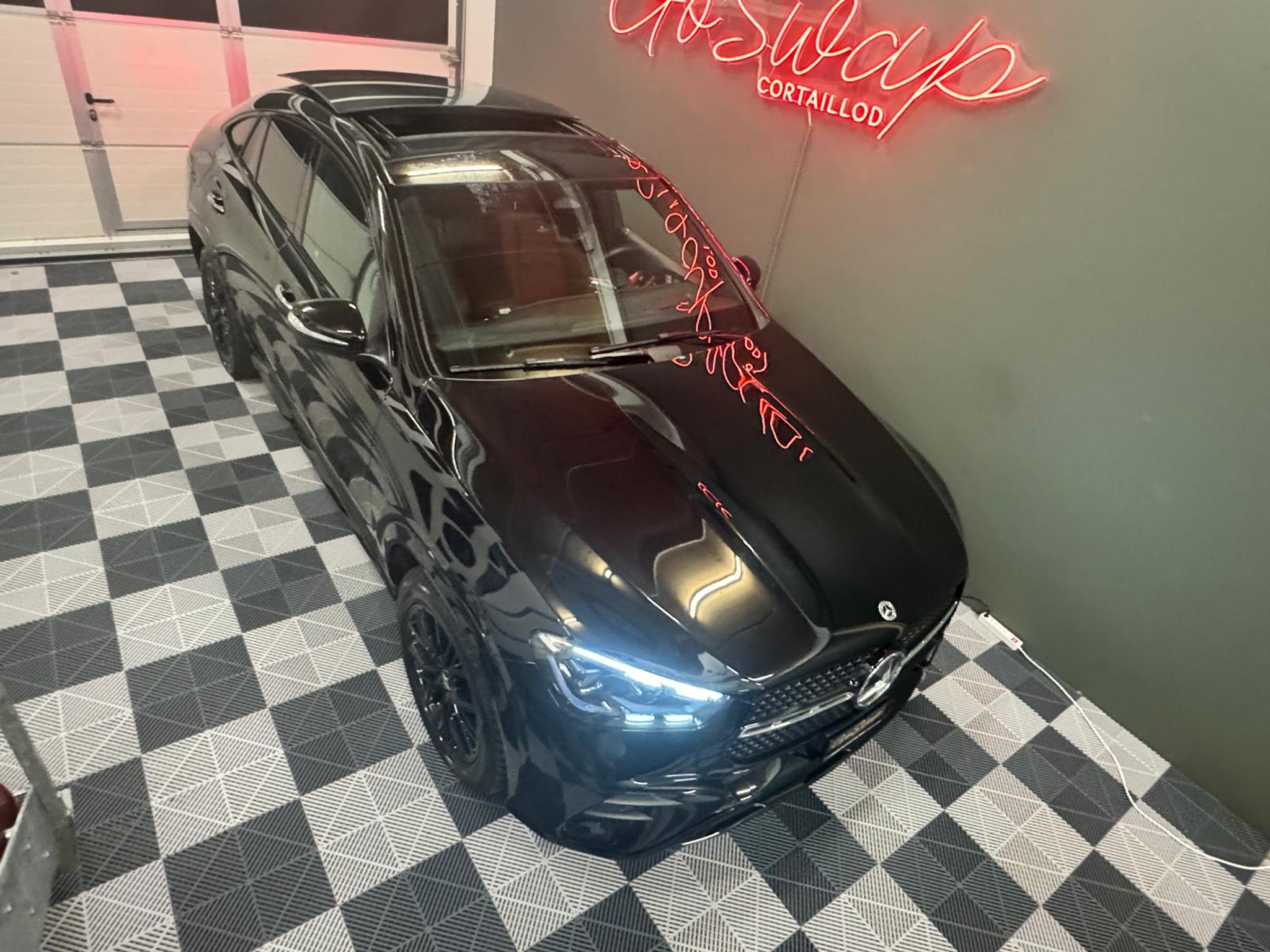 listing desktop thumbnail image 6