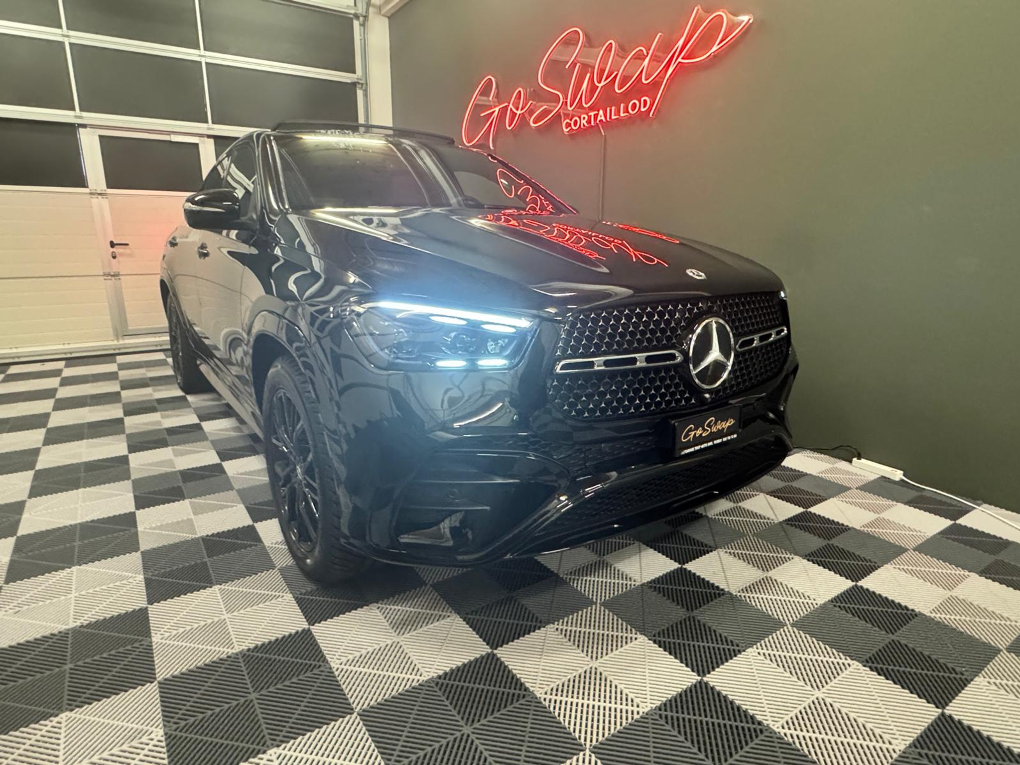 listing desktop thumbnail image 7