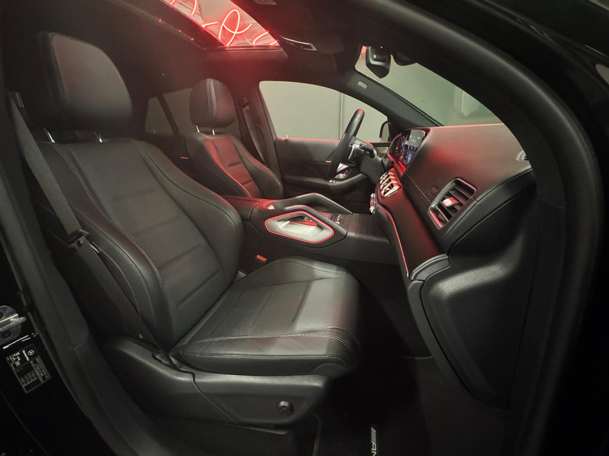 listing desktop thumbnail image 10