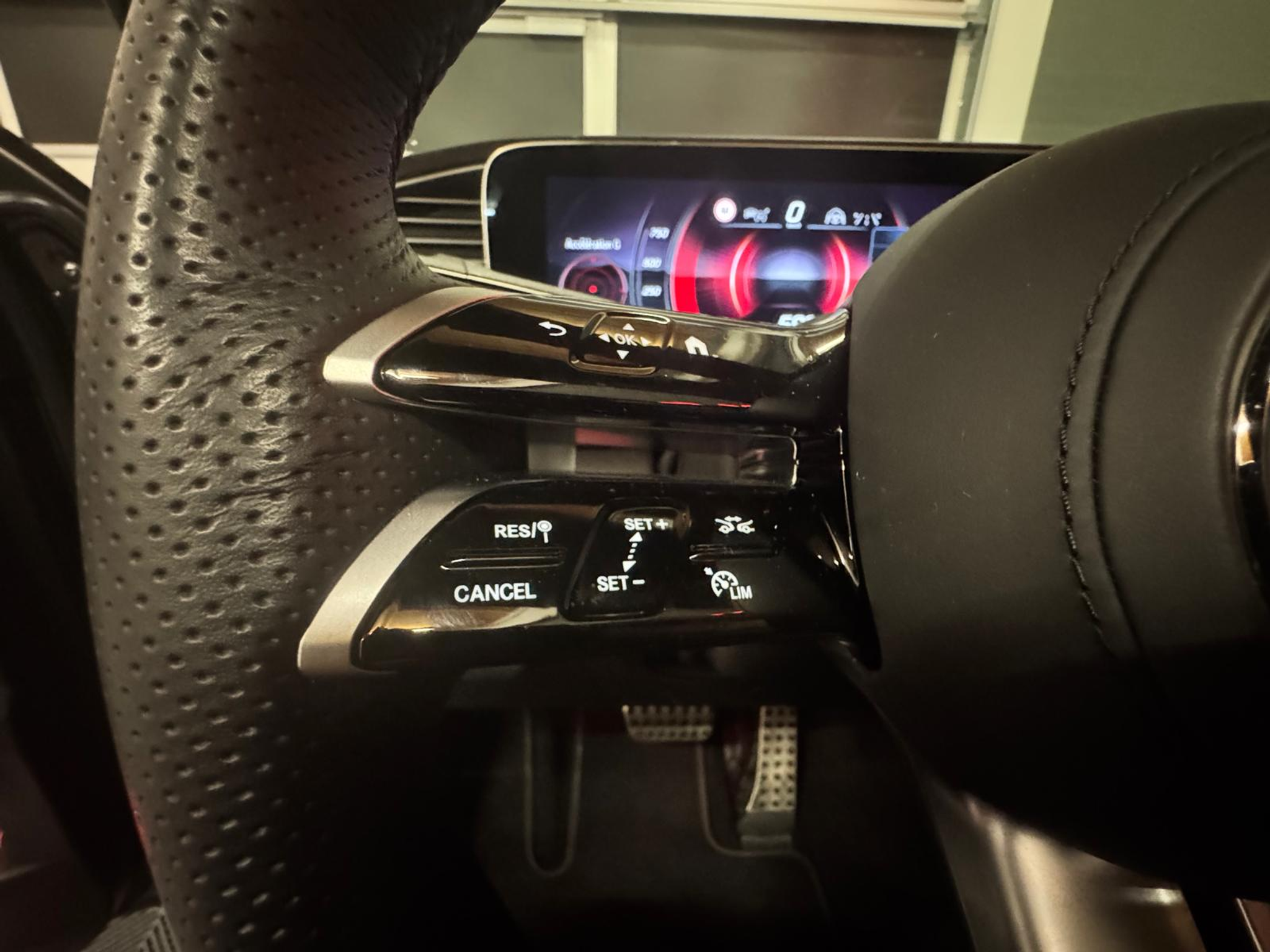 listing desktop thumbnail image 17