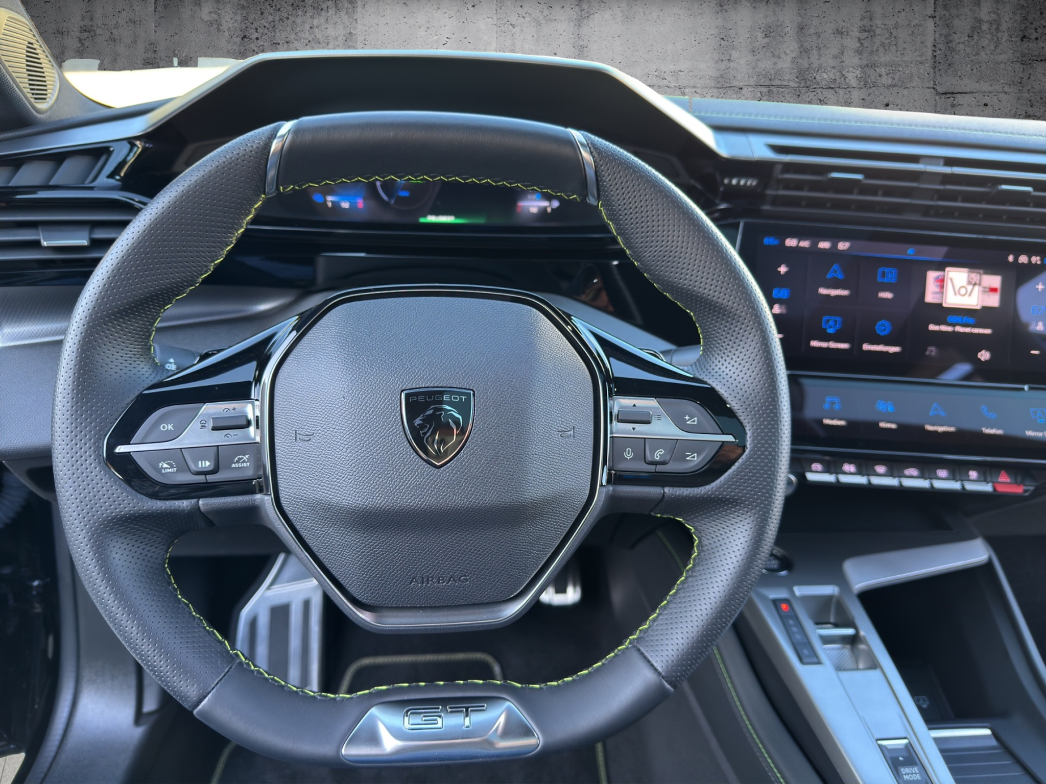 listing desktop thumbnail image 19