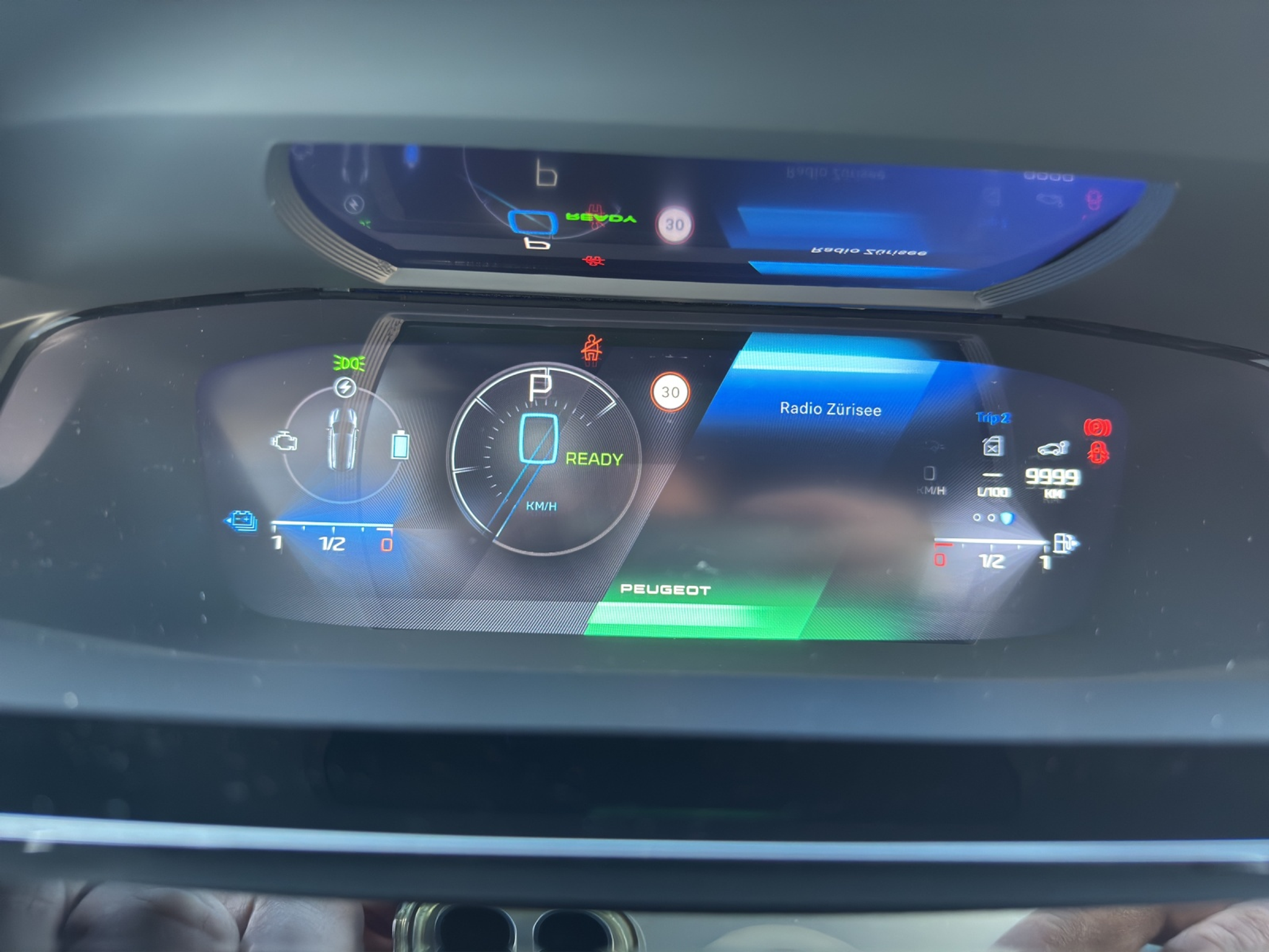 listing desktop thumbnail image 24