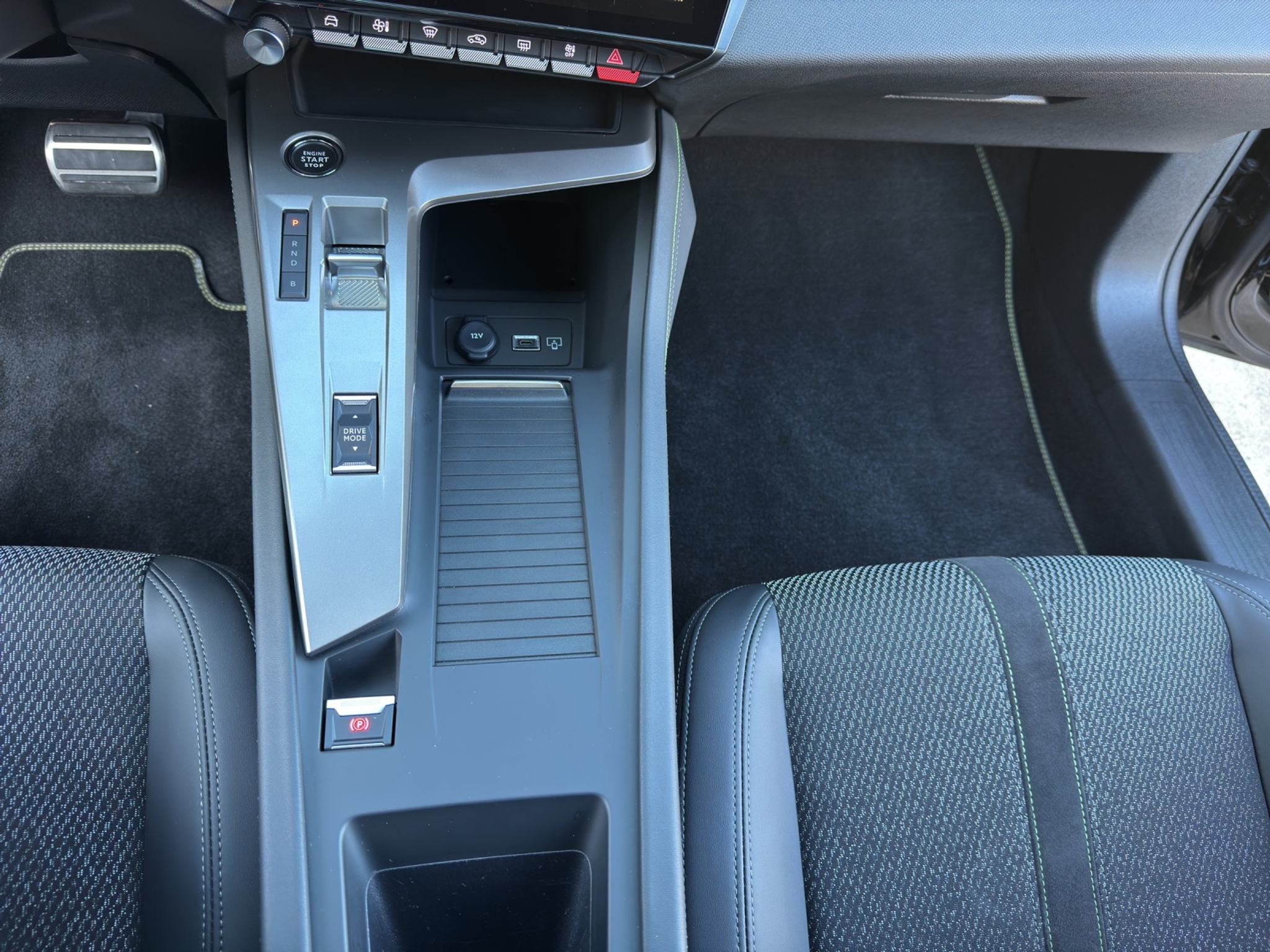 listing desktop thumbnail image 21