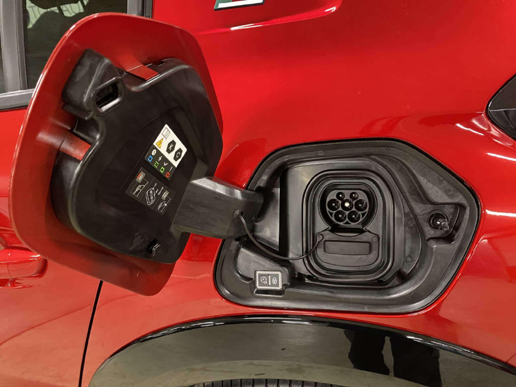 listing desktop thumbnail image 17