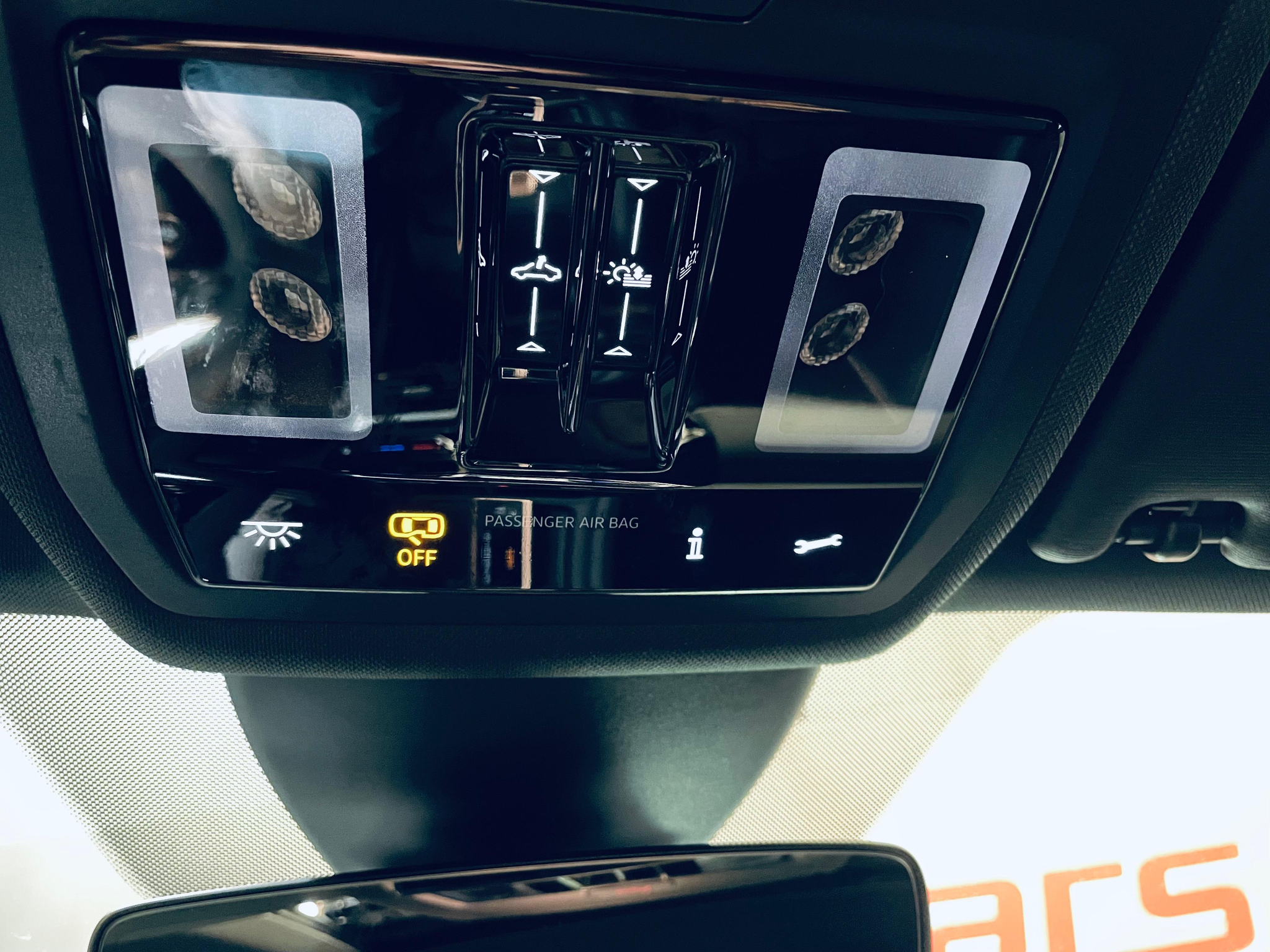 listing desktop thumbnail image 23