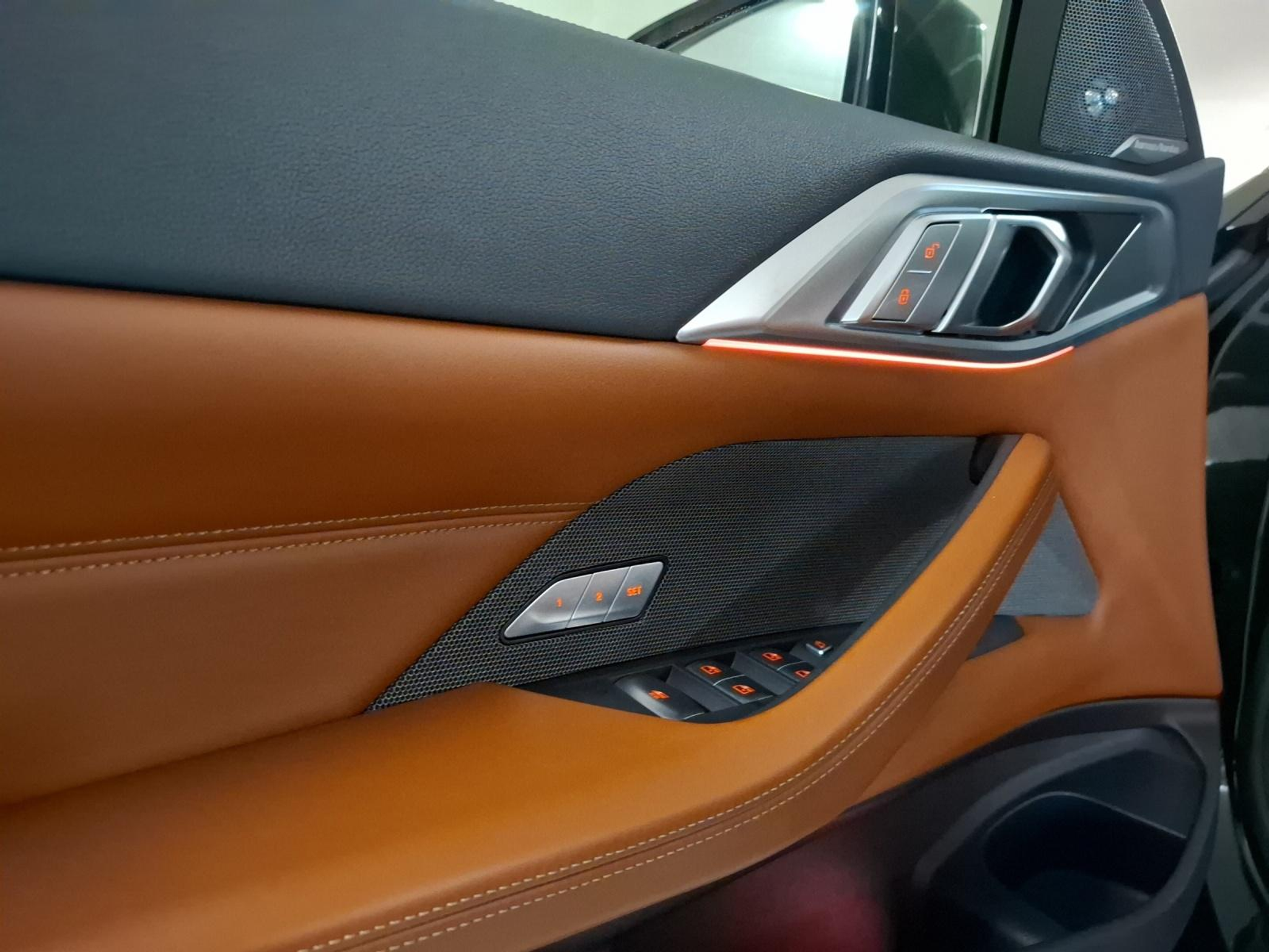 listing desktop thumbnail image 5