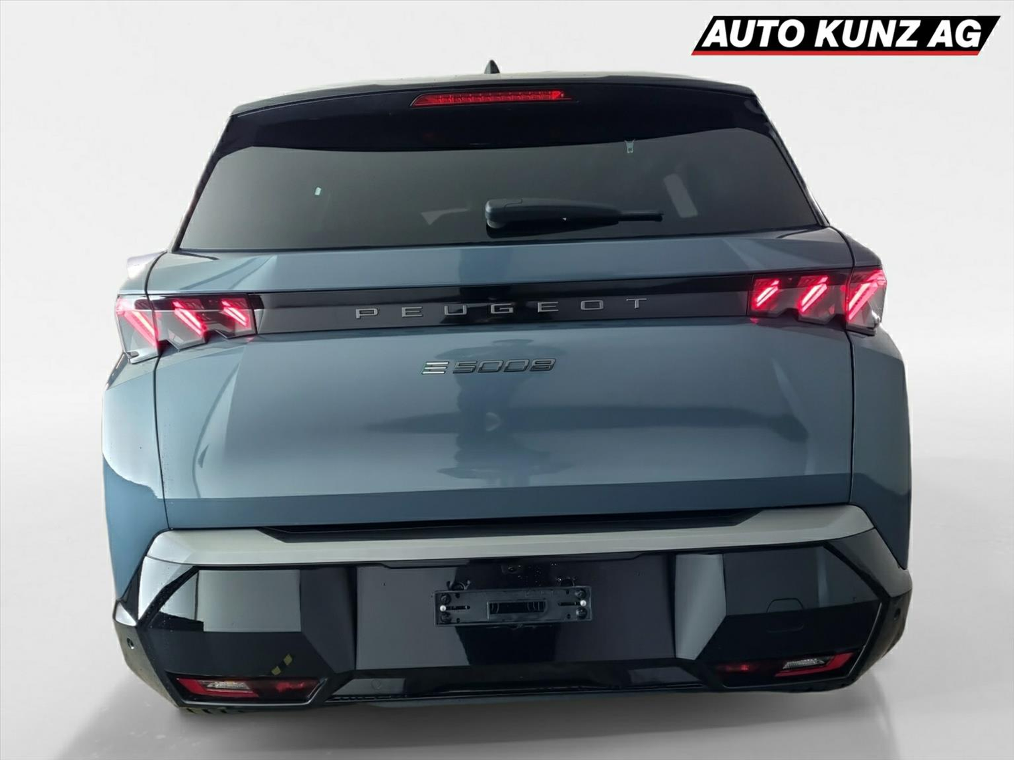 listing desktop thumbnail image 3