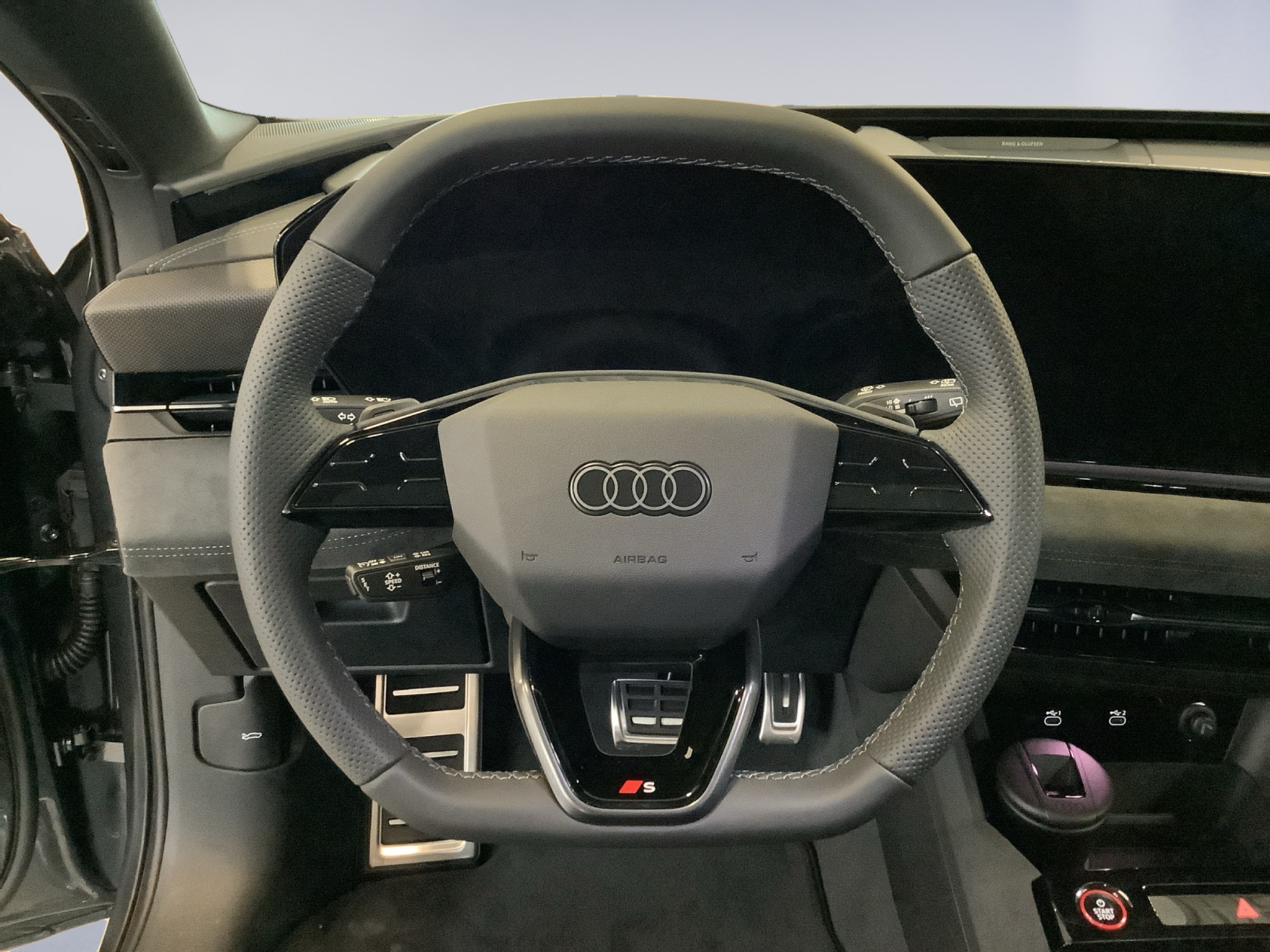 listing desktop thumbnail image 11