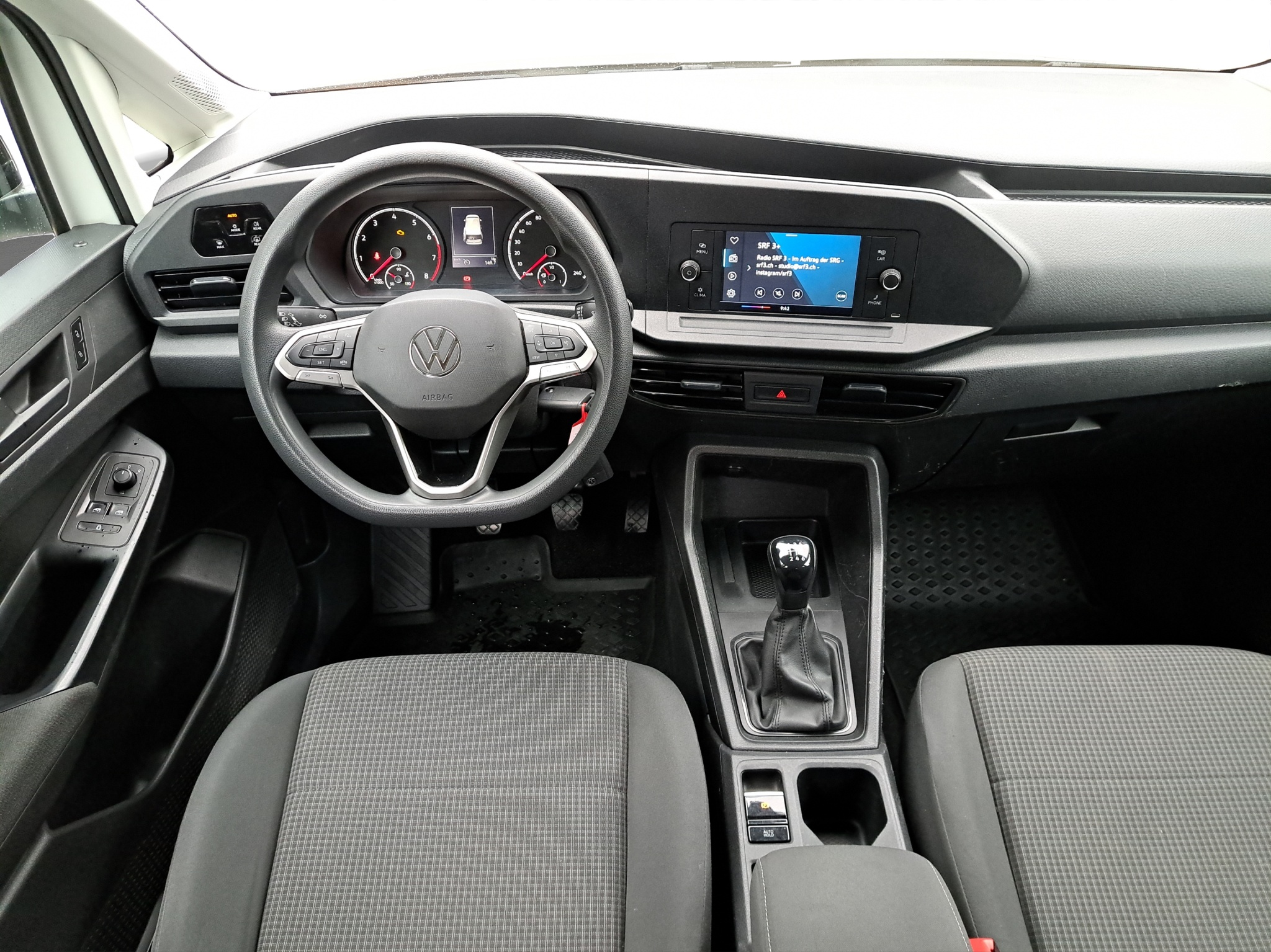 listing desktop thumbnail image 9