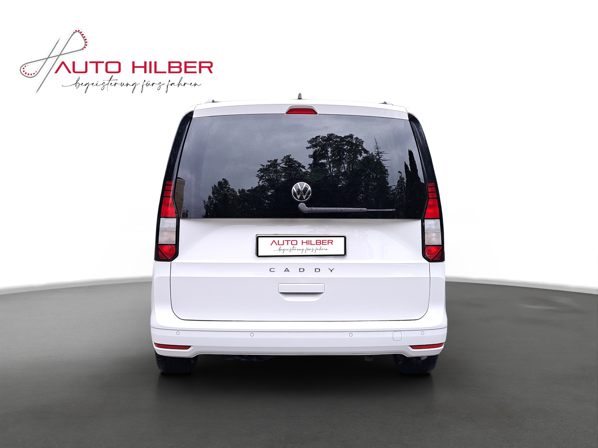 listing desktop thumbnail image 4