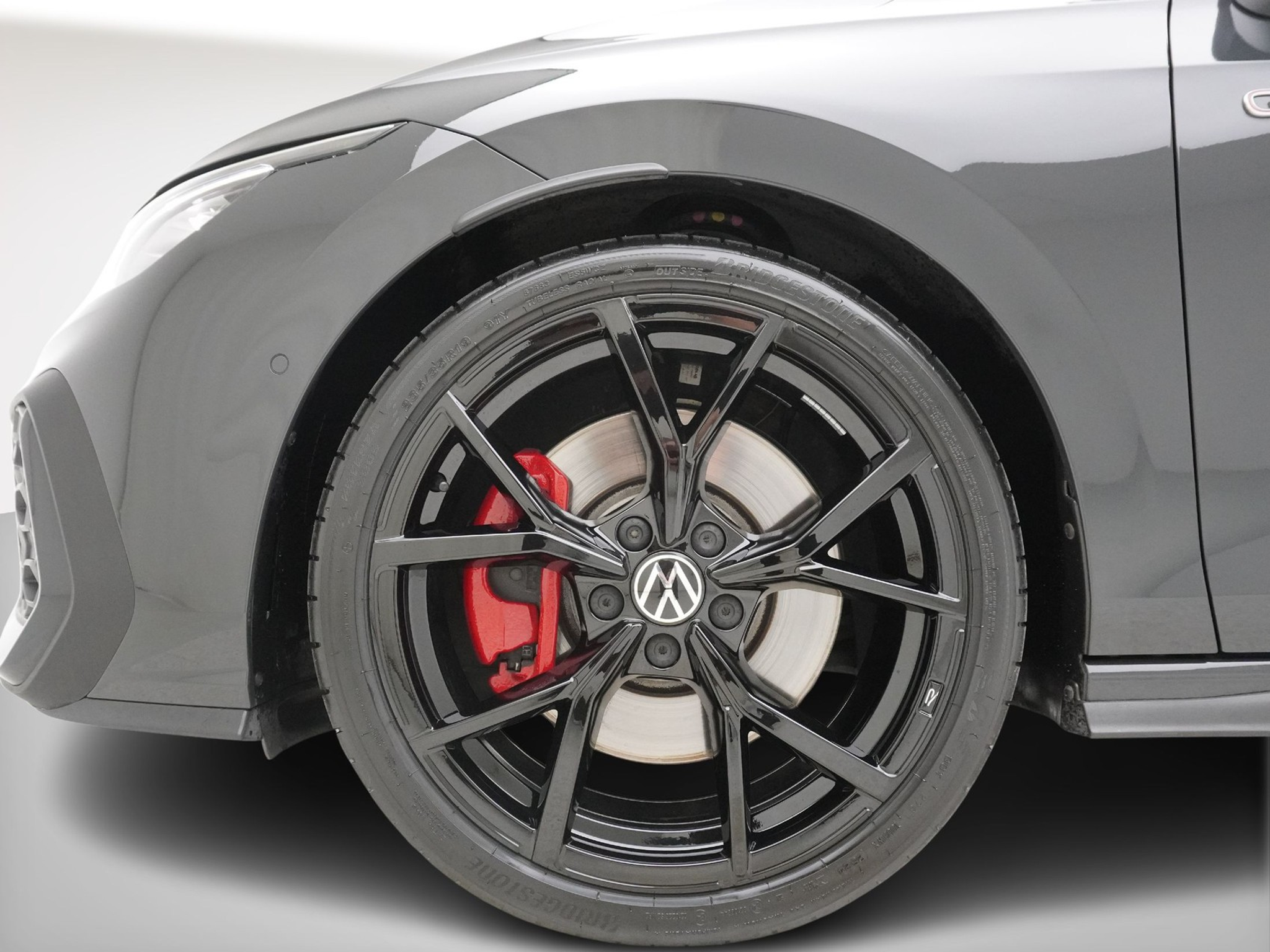 listing desktop thumbnail image 6